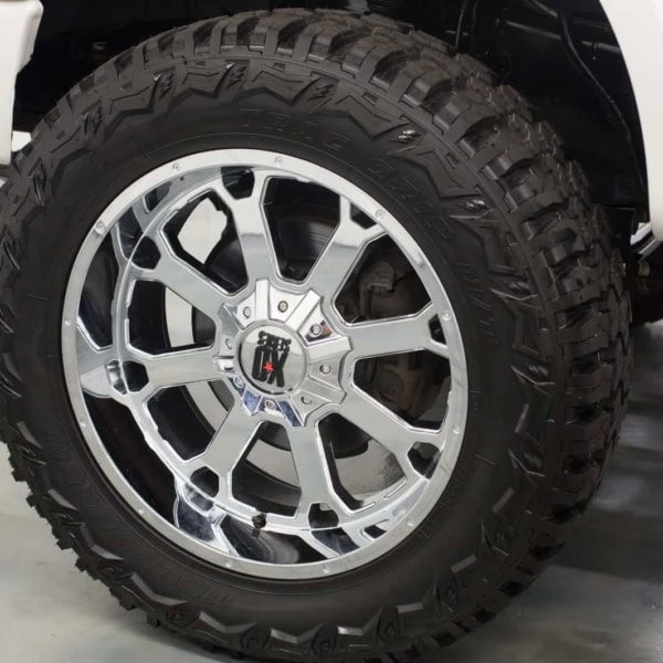 20×12 Wheels with 33 Tires at Ultimate Rides