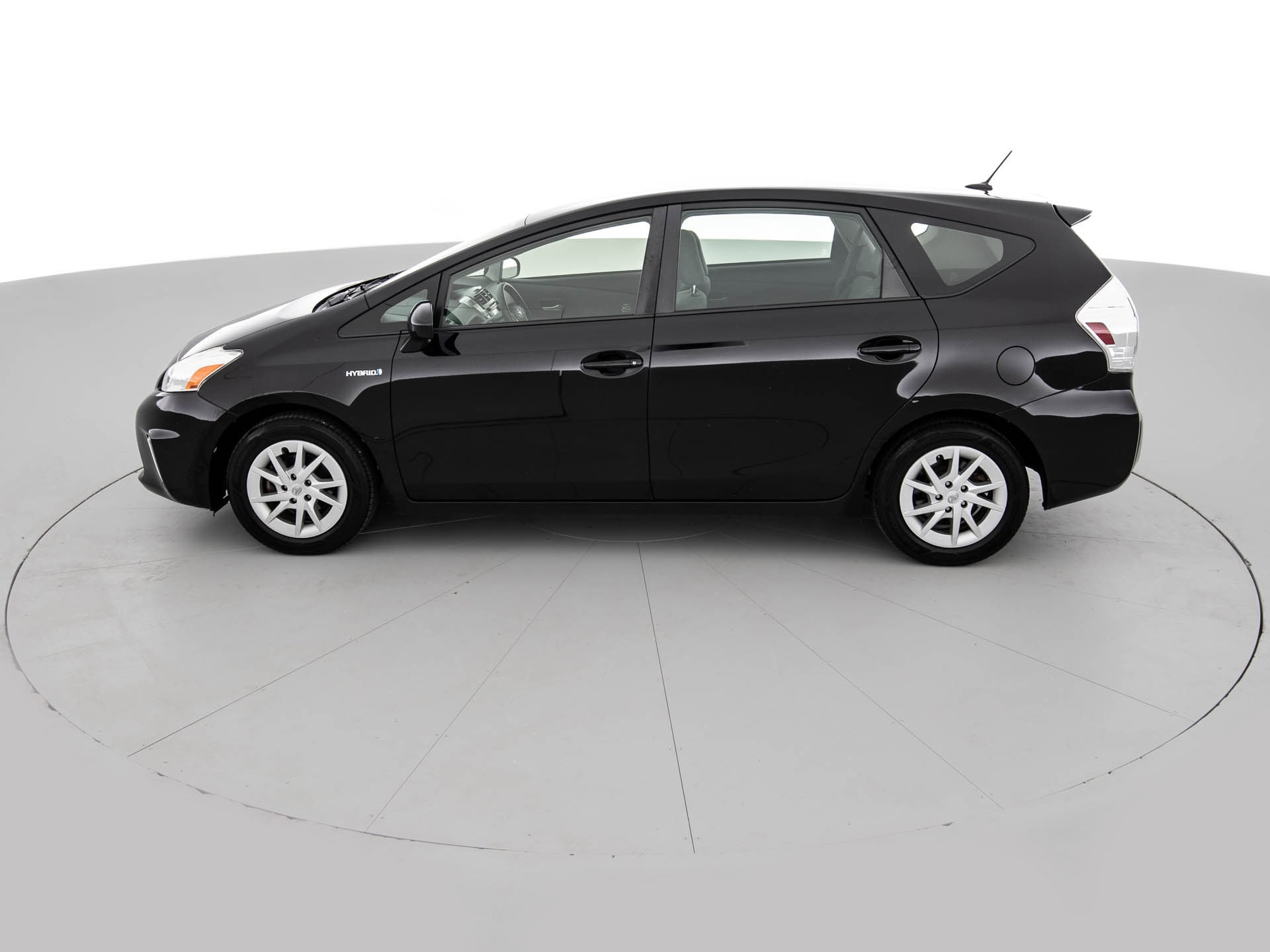 2014toyoptaprius 7