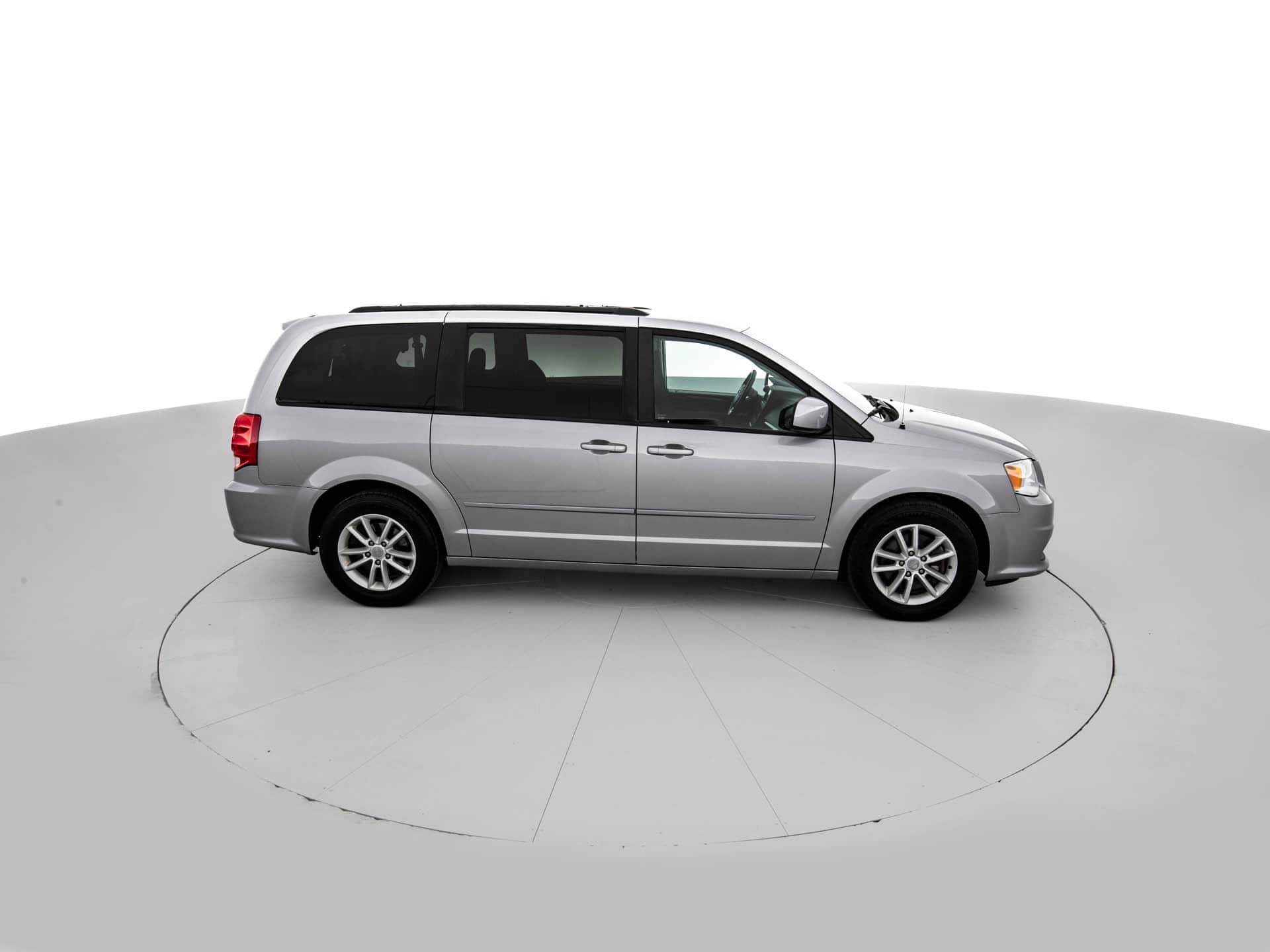 2015dogdegrandcaravan 4