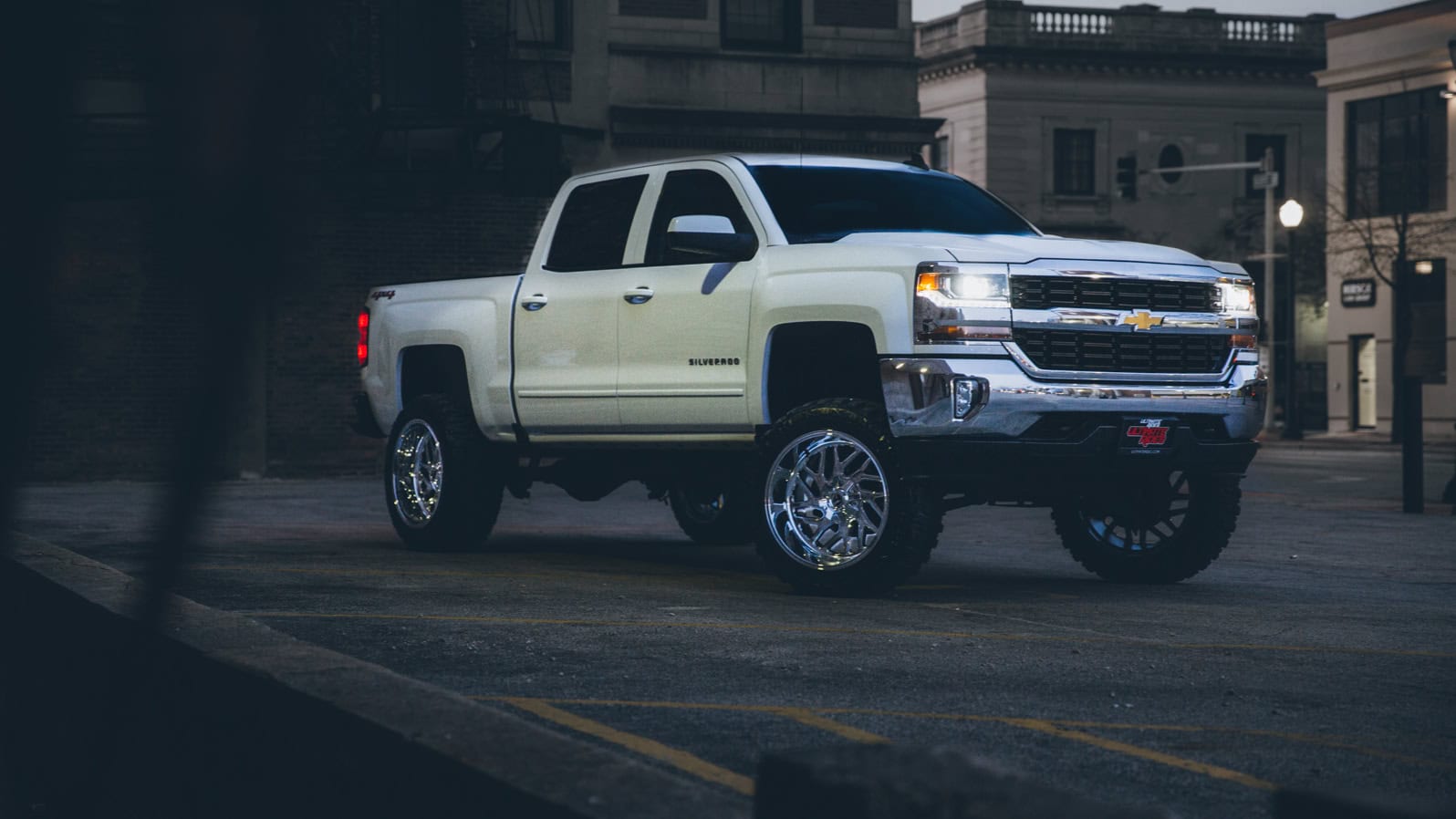 Why Does a Lifted Truck Shake at High Speeds?