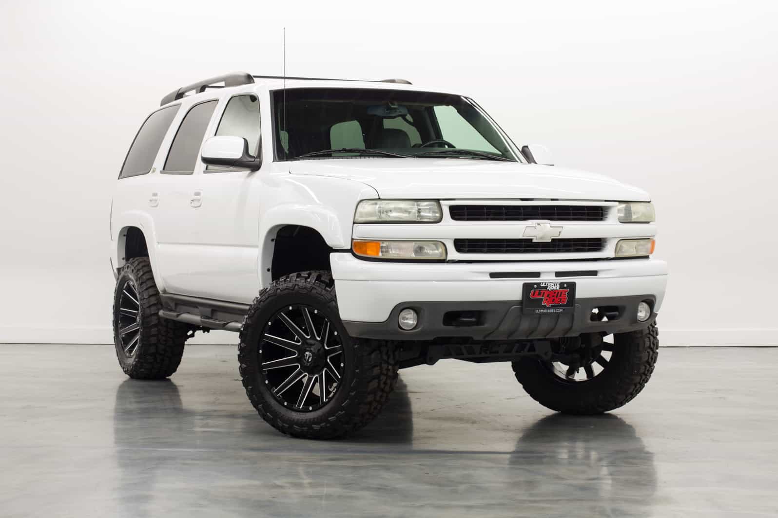 white tahoe with black rims