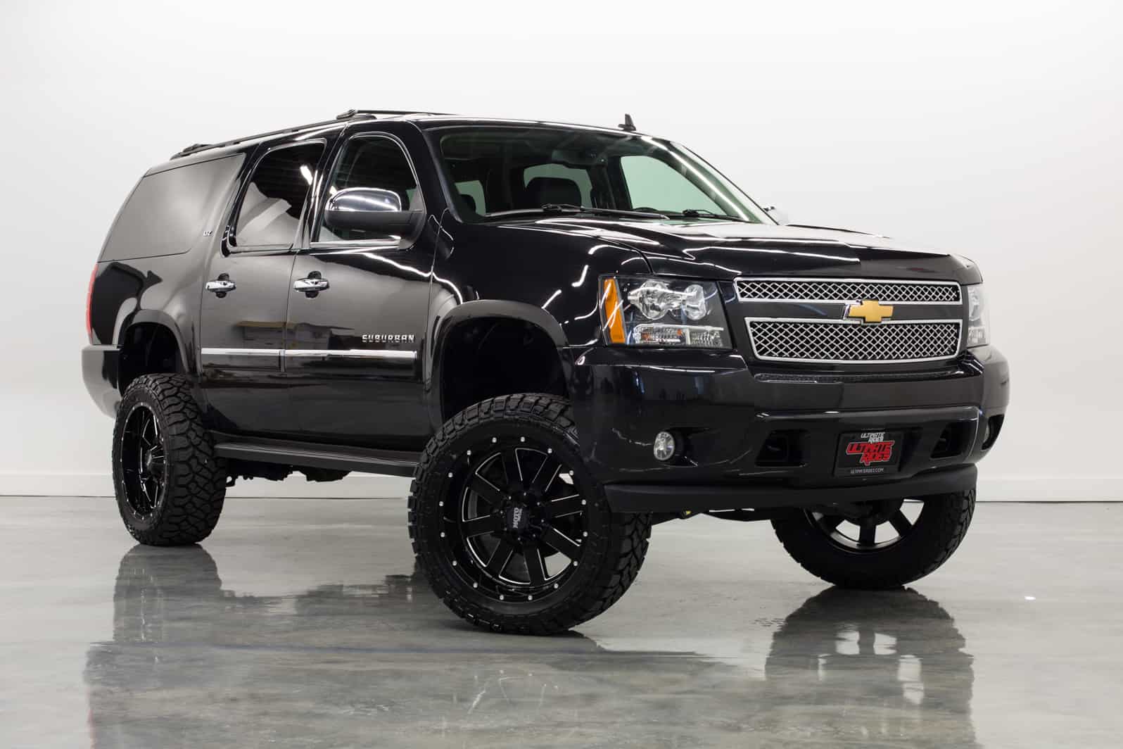 2010 Chevy Suburban Lifted