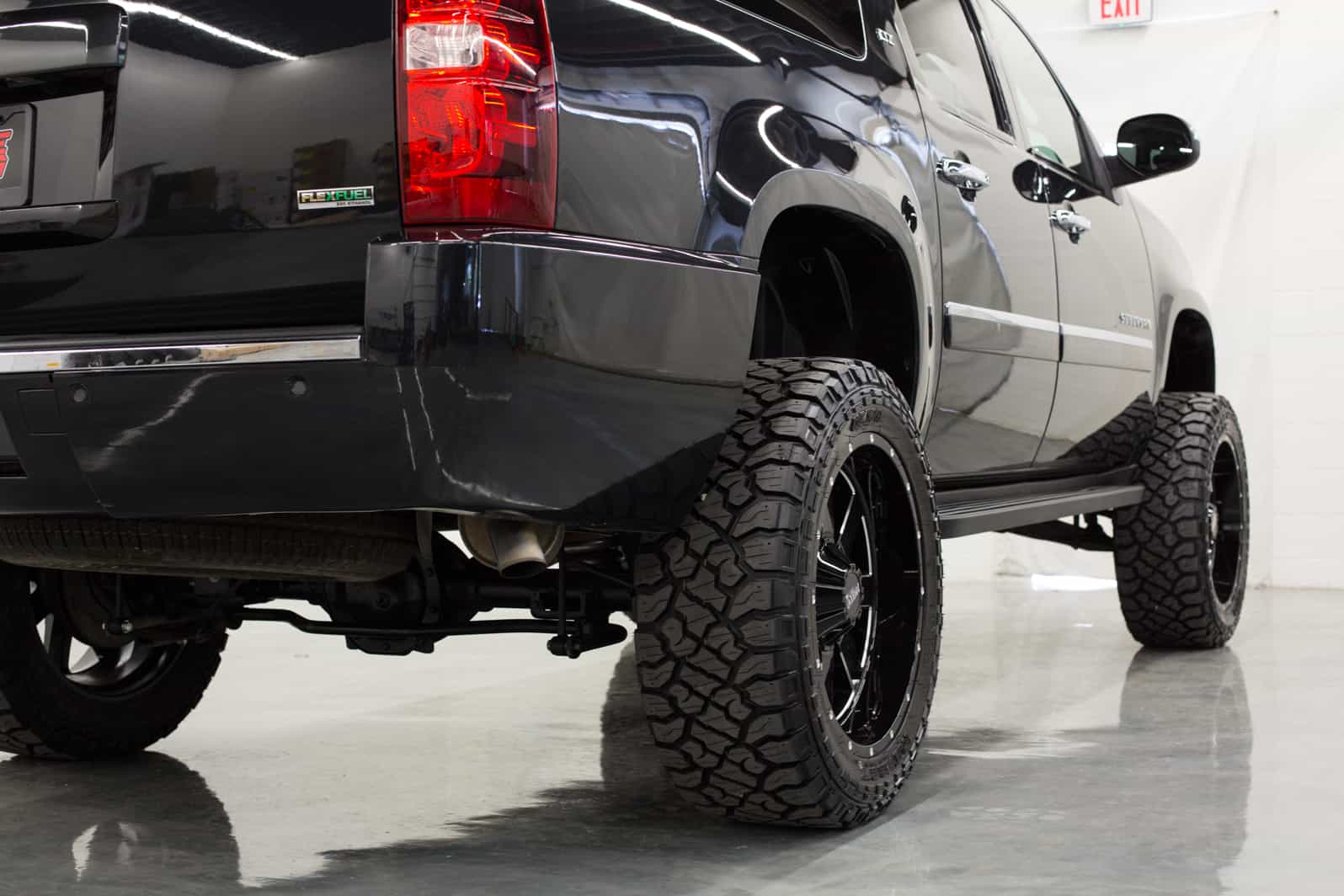 2010 Chevy Suburban Lifted