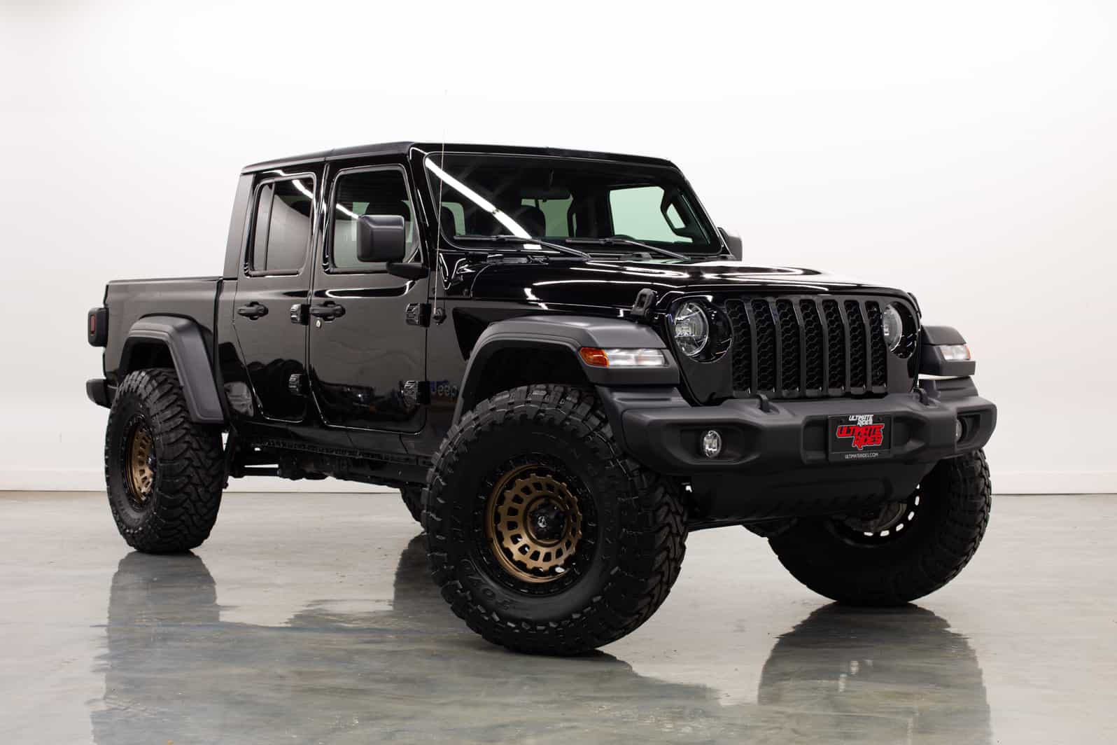 Get a Custom Jeep Gladiator Today | Ultimate Rides