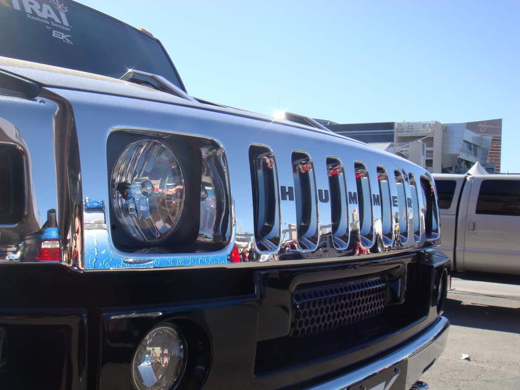 Upgrade your Hummer H2 with great Hummer H2 chrome accessories.