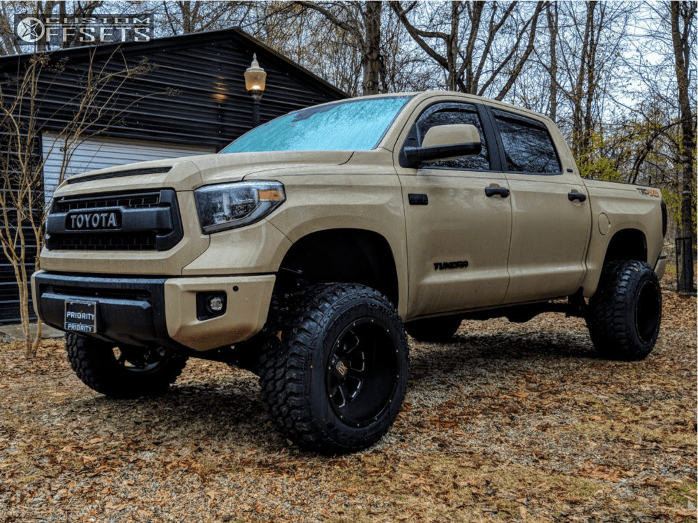 Want bigger tires for your Tundra? Get the best lift kit for Tundra from Ultimate Rides.