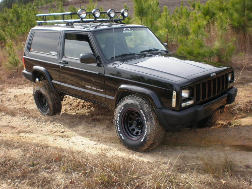 Anyone that wants to enjoy off road fun needs the best Jeep XJ parts off road and more.