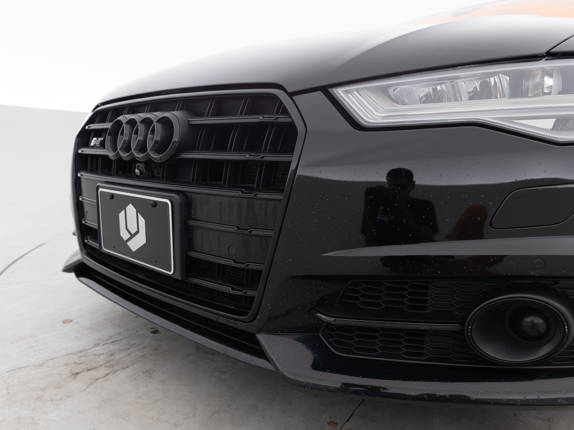 Used Black Audi S6-8 for Sale