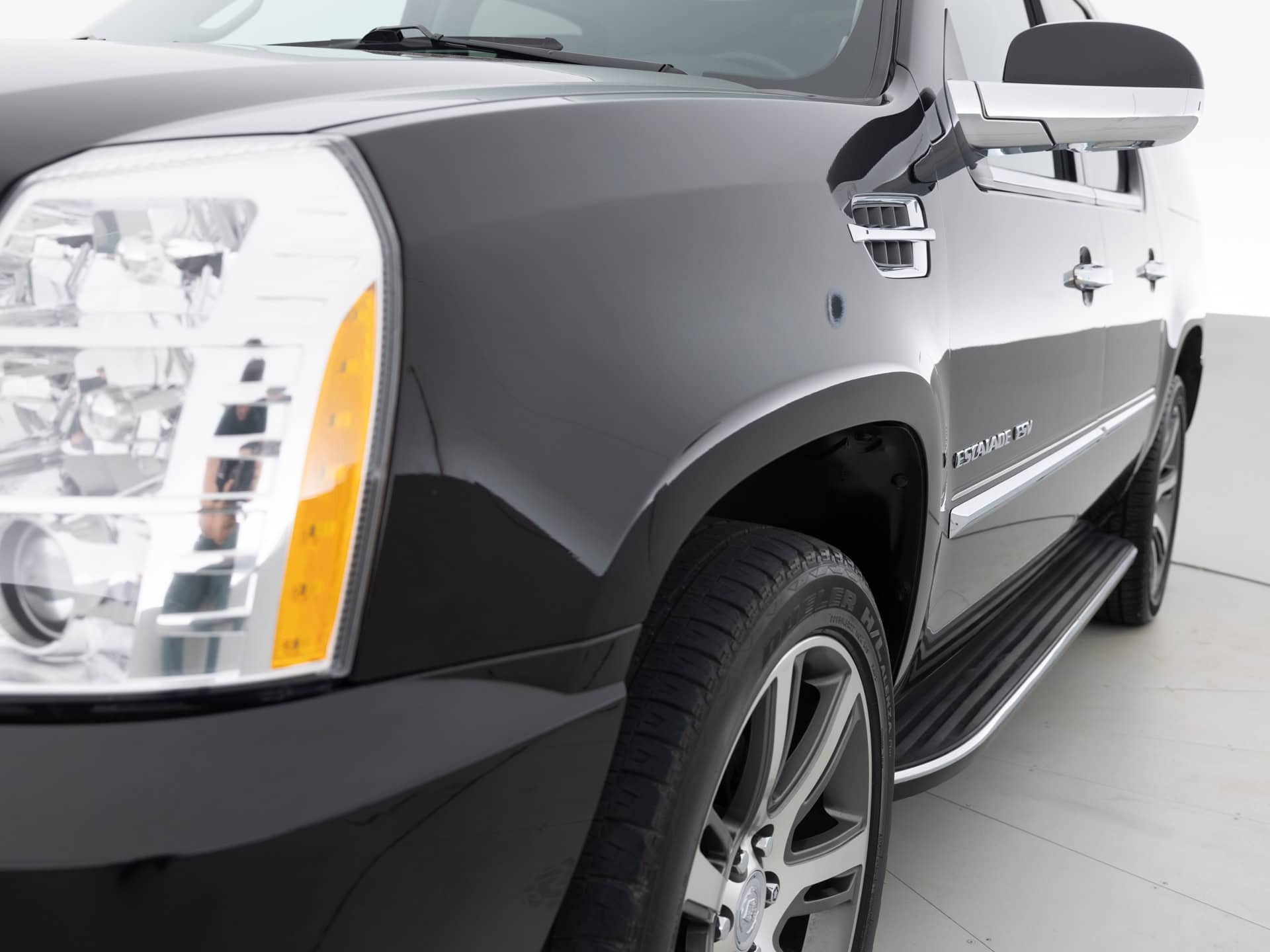 black cadillac escalade esv 3