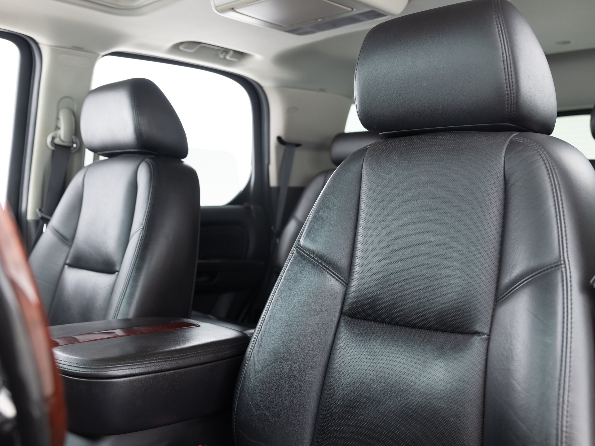 black cadillac escalade sport 14