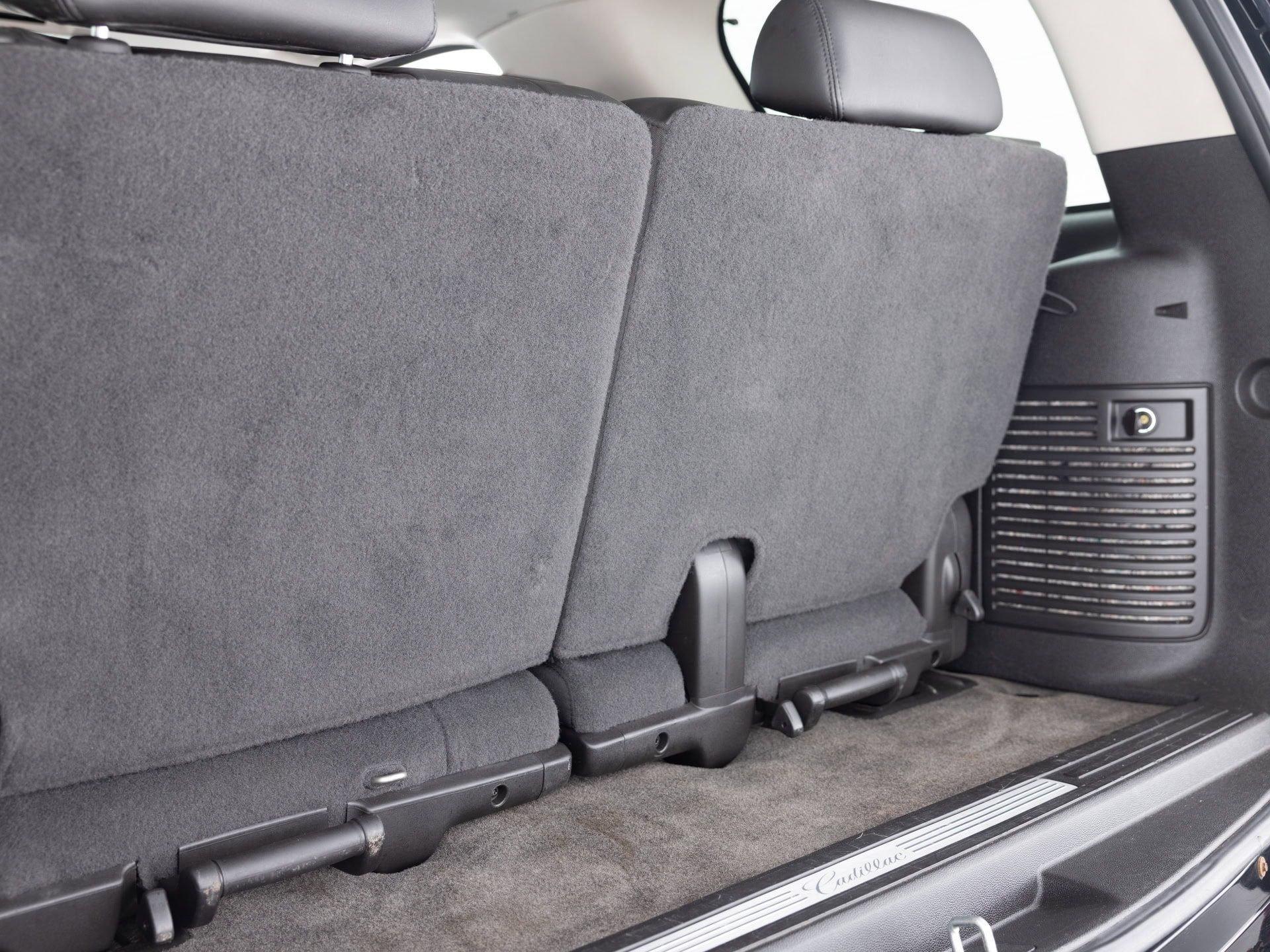 black cadillac escalade sport 35