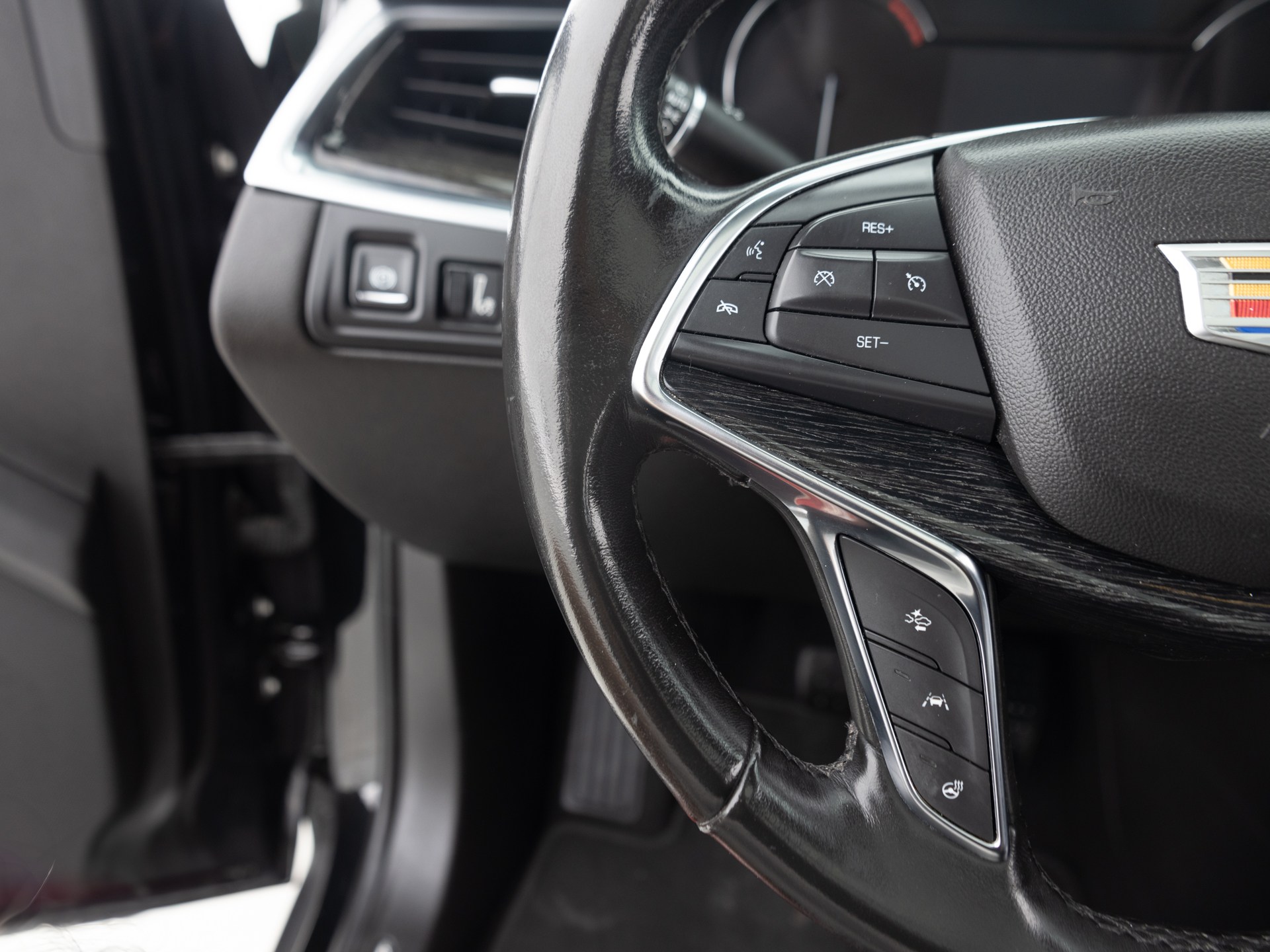 Used Black Cadillac XT5 Premier-28 for Sale