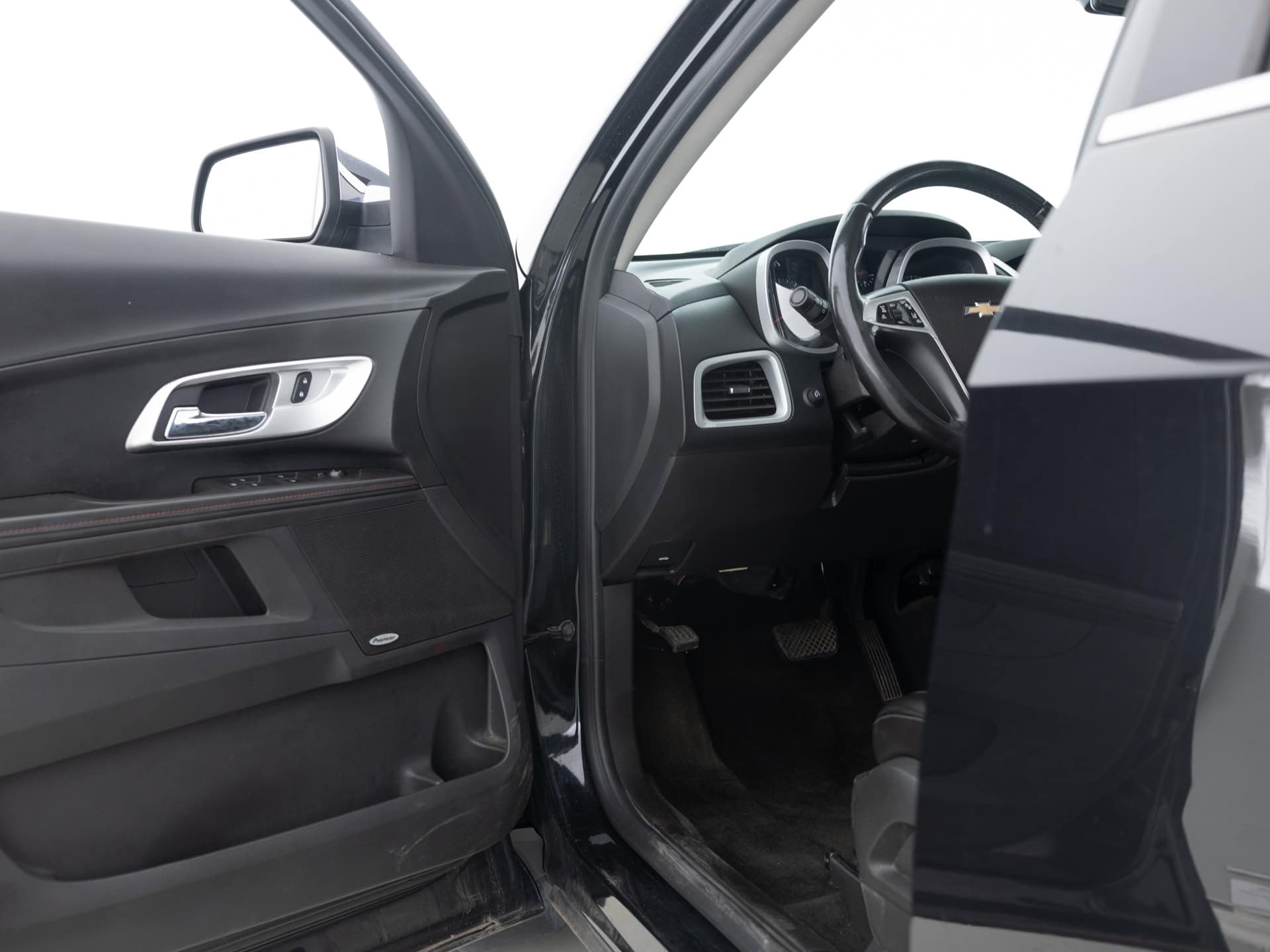 Used Black Chevrolet Equinox LTZ-16 for Sale