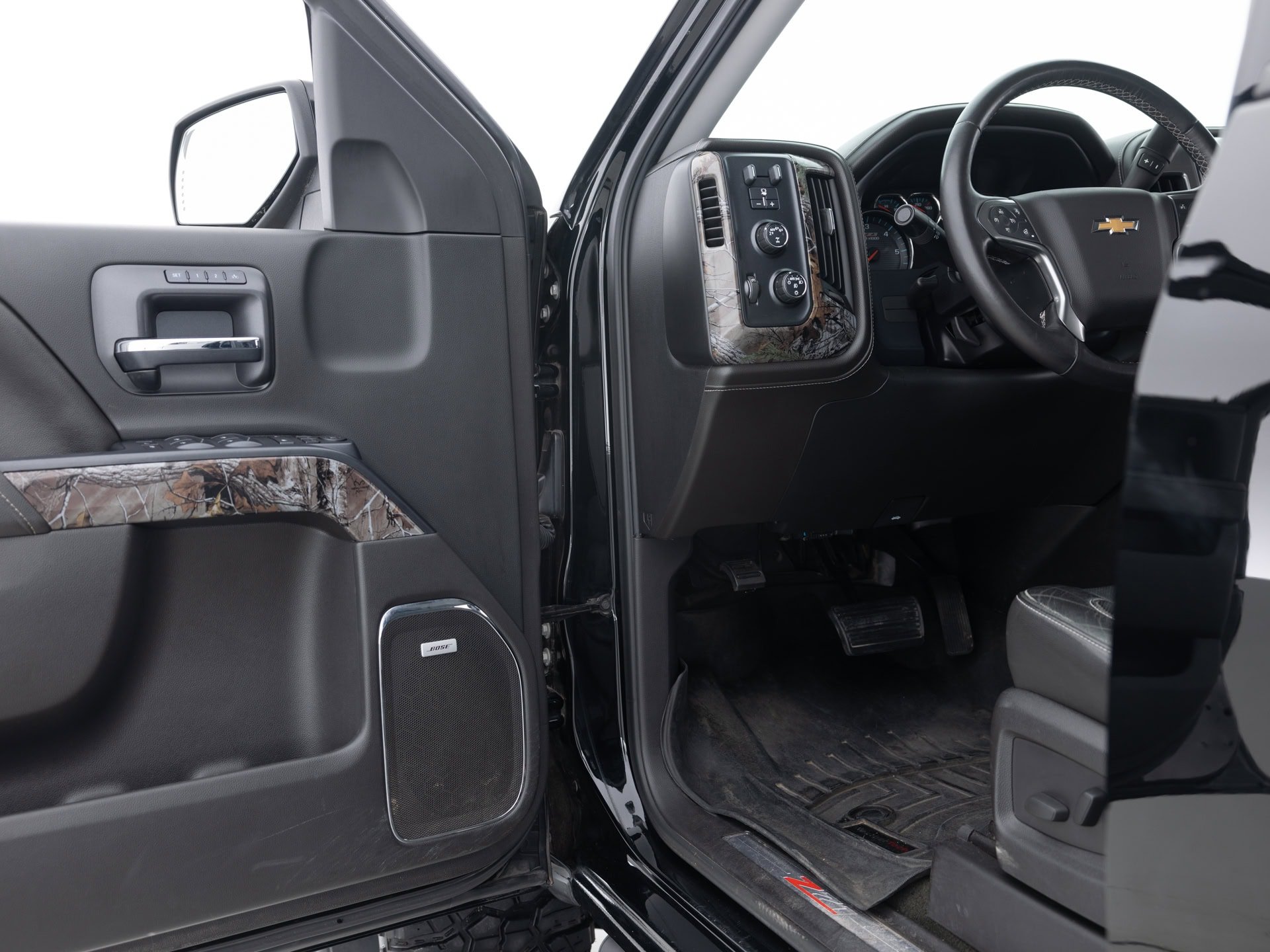 black chevrolet silverado z71 ltz 20