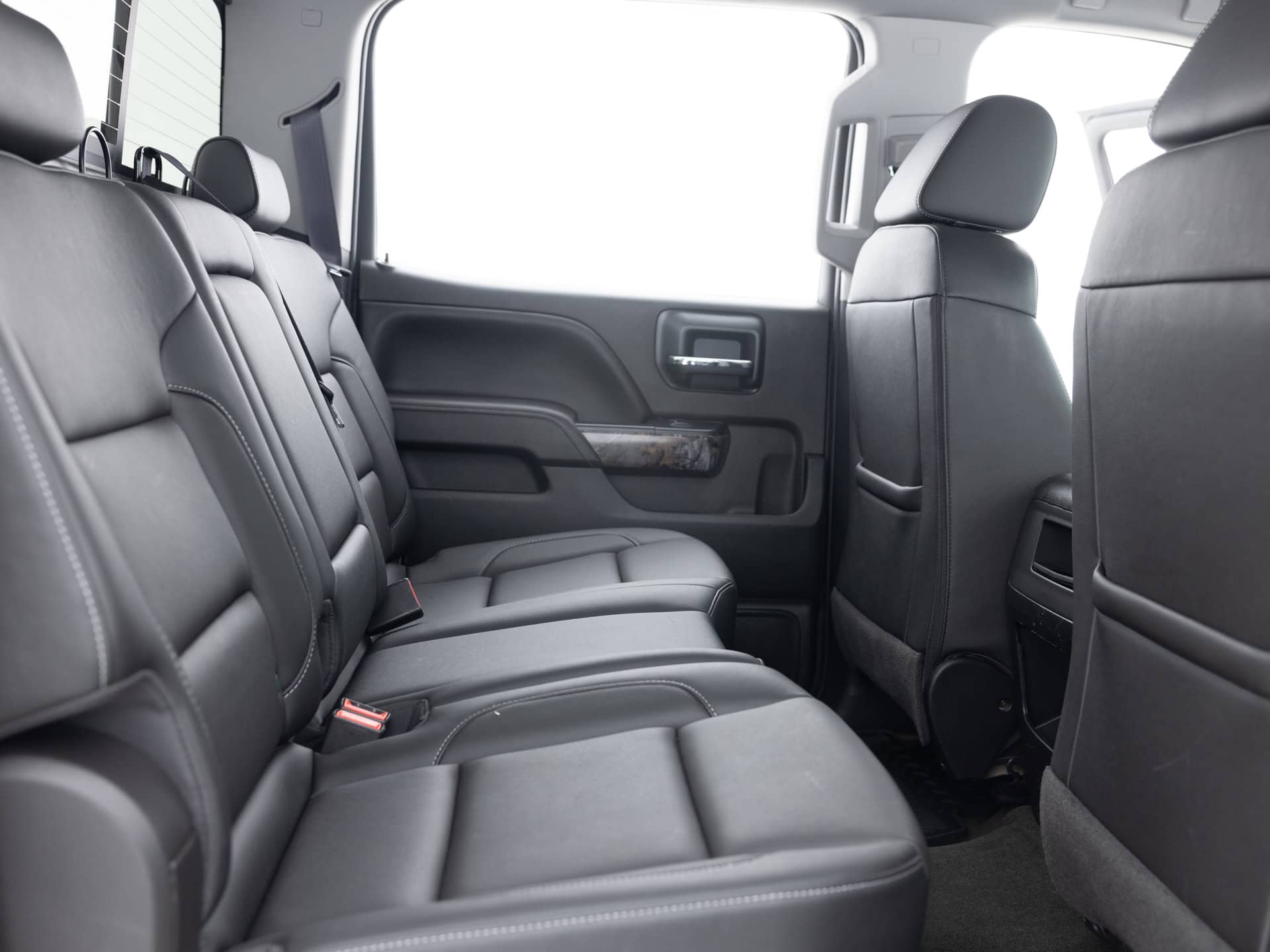 black chevrolet silverado z71 ltz 25
