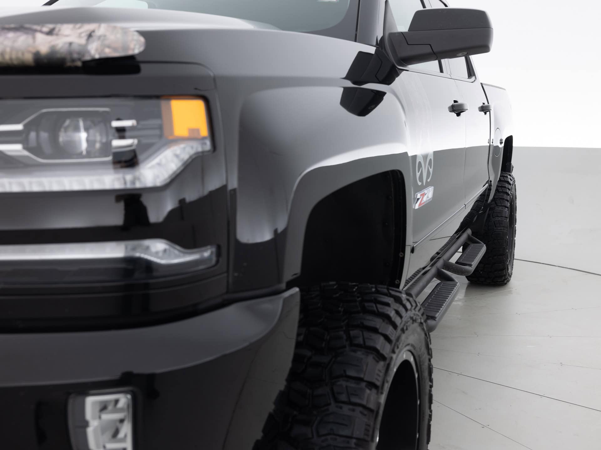 black chevrolet silverado z71 ltz 3