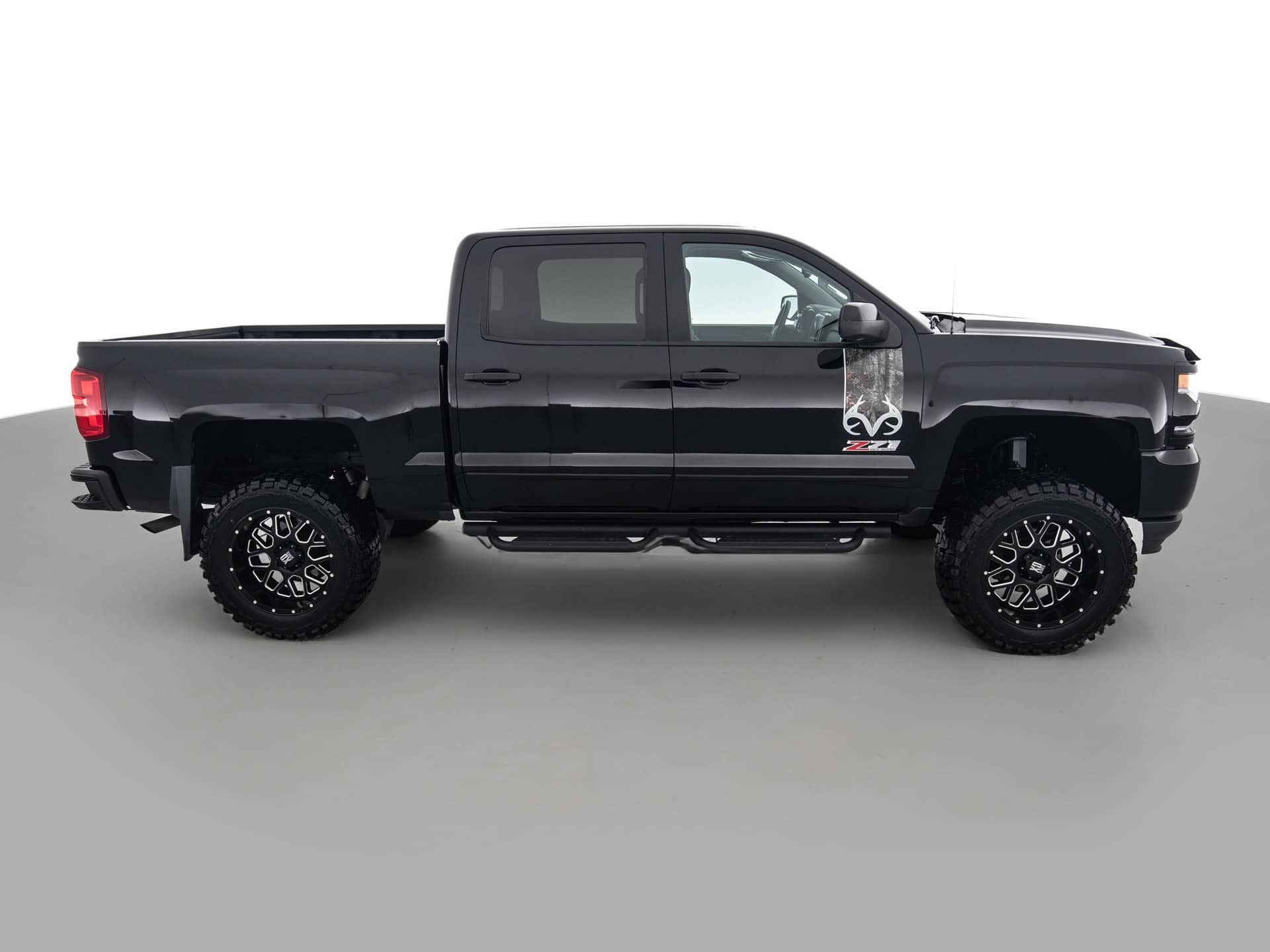 black chevrolet silverado z71 ltz 3