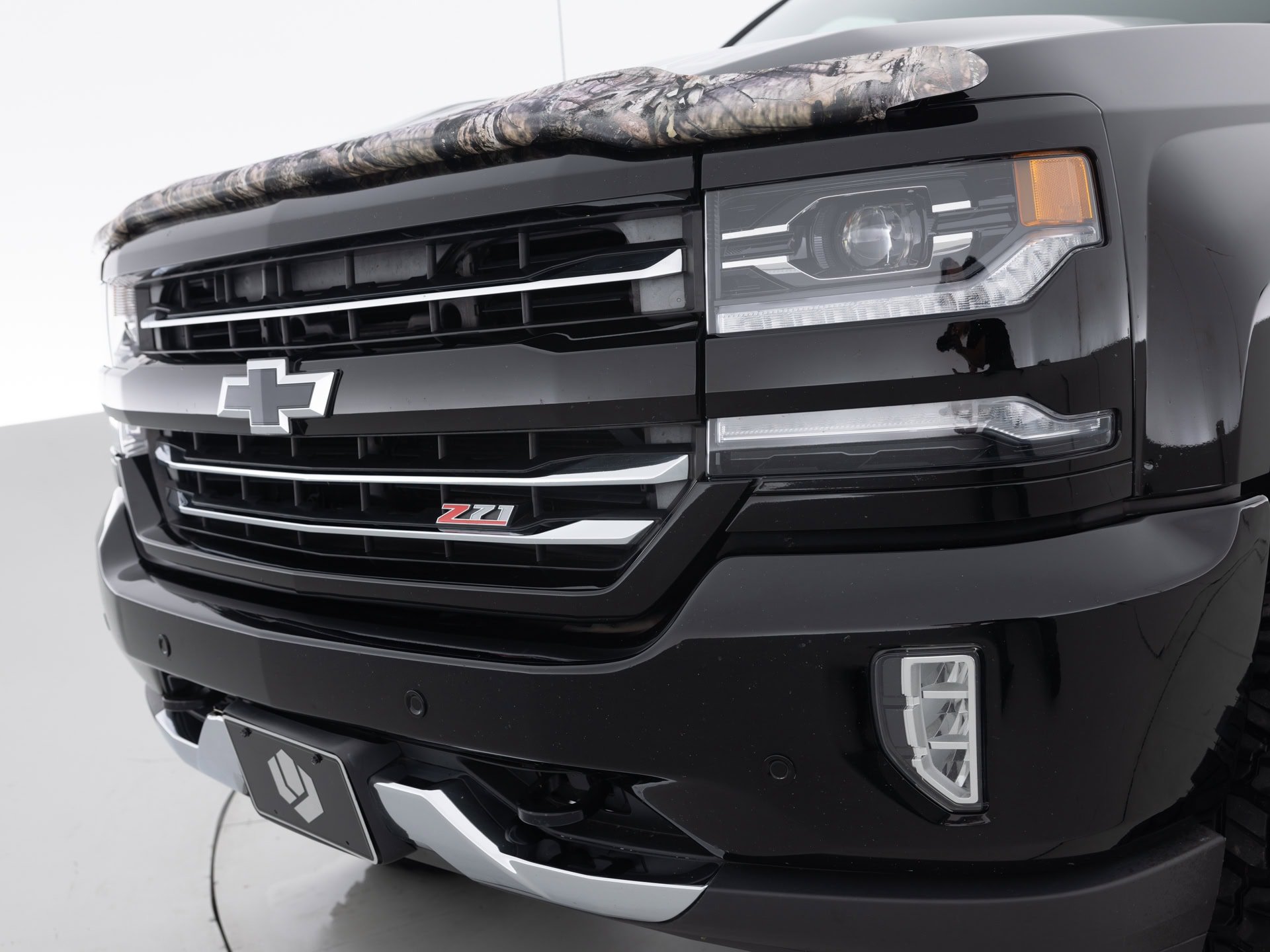 black chevrolet silverado z71 ltz 7