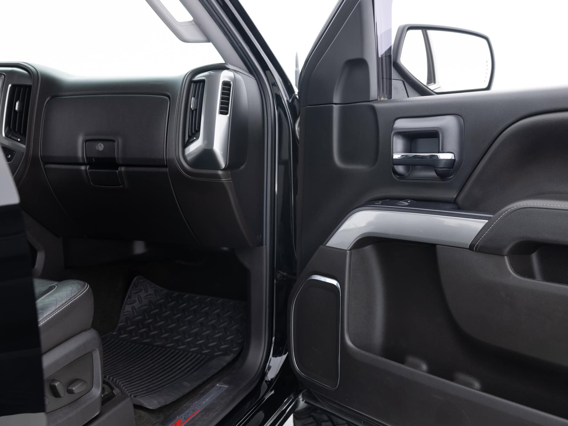 black chevrolet silverado 1500 24