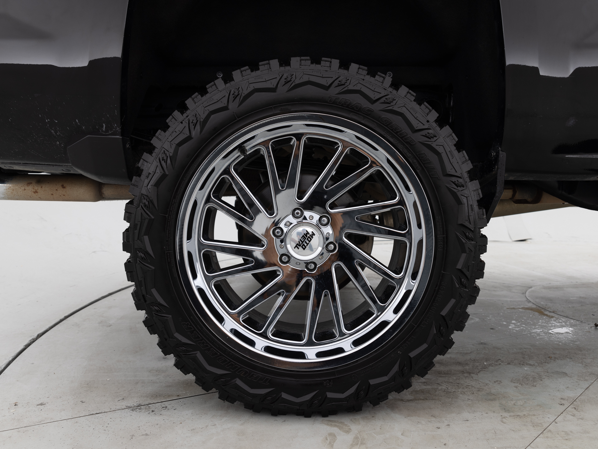 Used Black Chevrolet Silverado High Country-12 for Sale