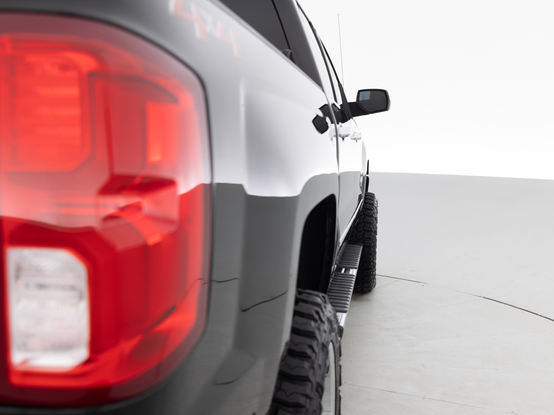 Used Black Chevrolet Silverado High Country-5 for Sale
