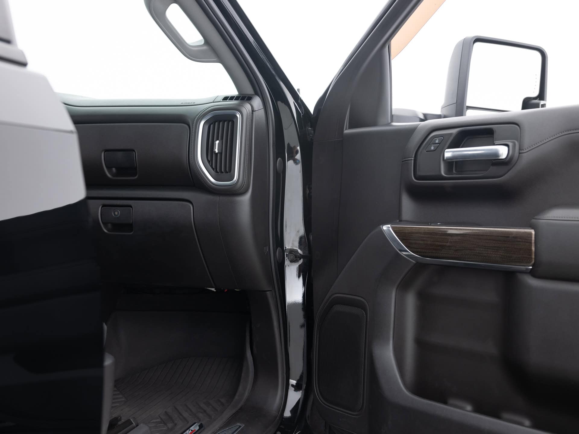 Used Black Chevrolet Silverado TrailBoss-22 for Sale