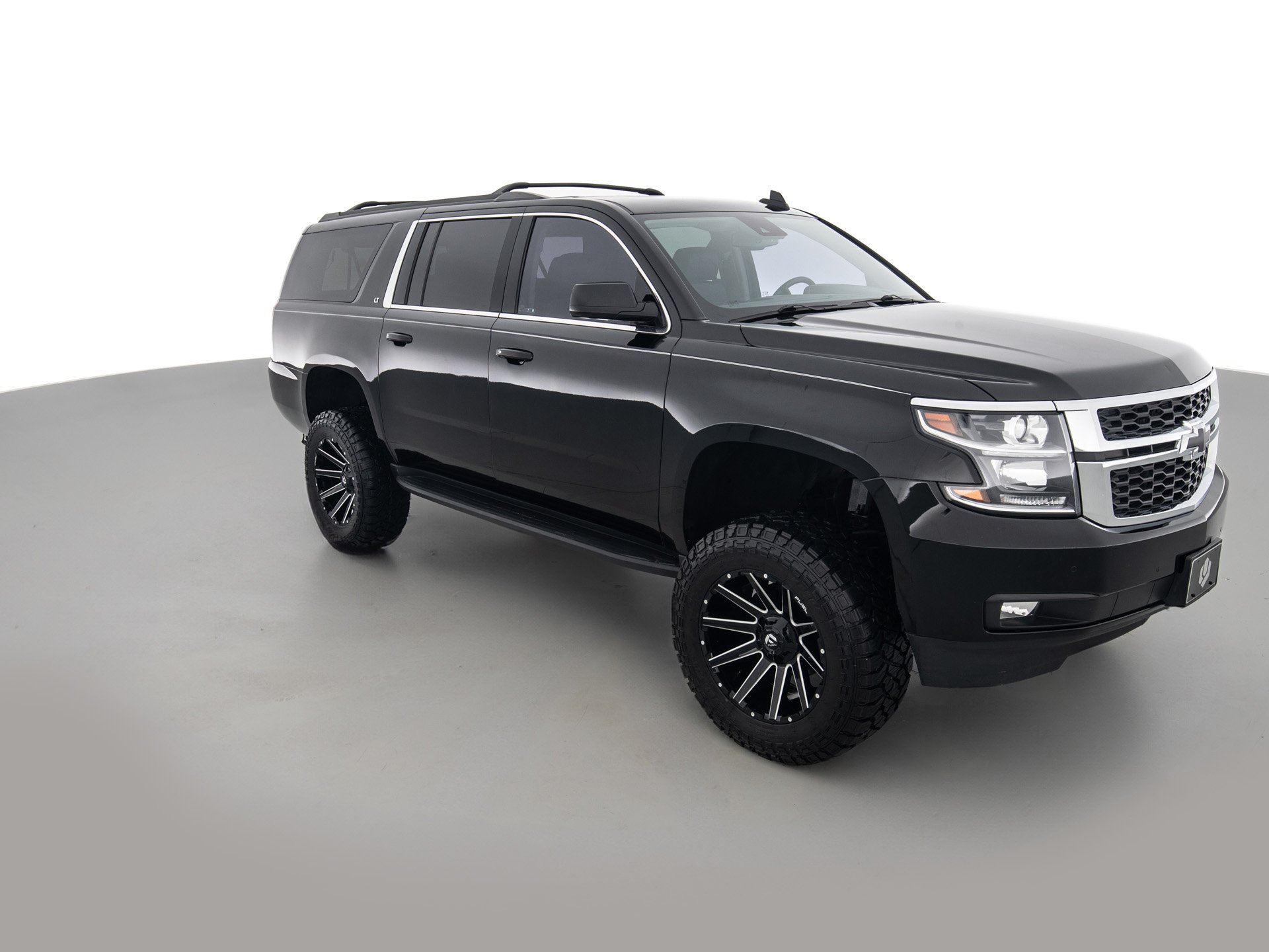 black chevrolet suburban lt 2