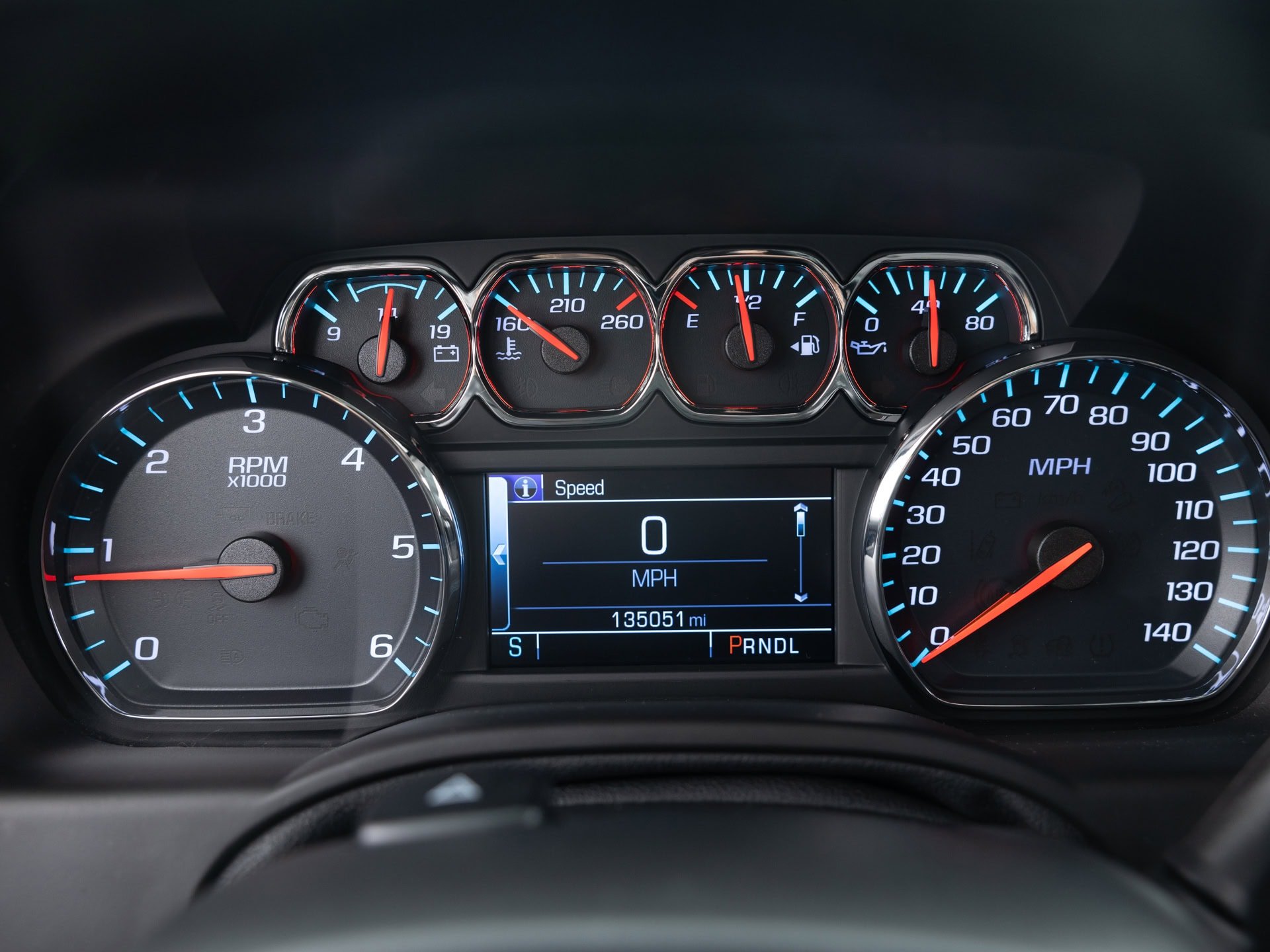 black chevrolet suburban lt 30