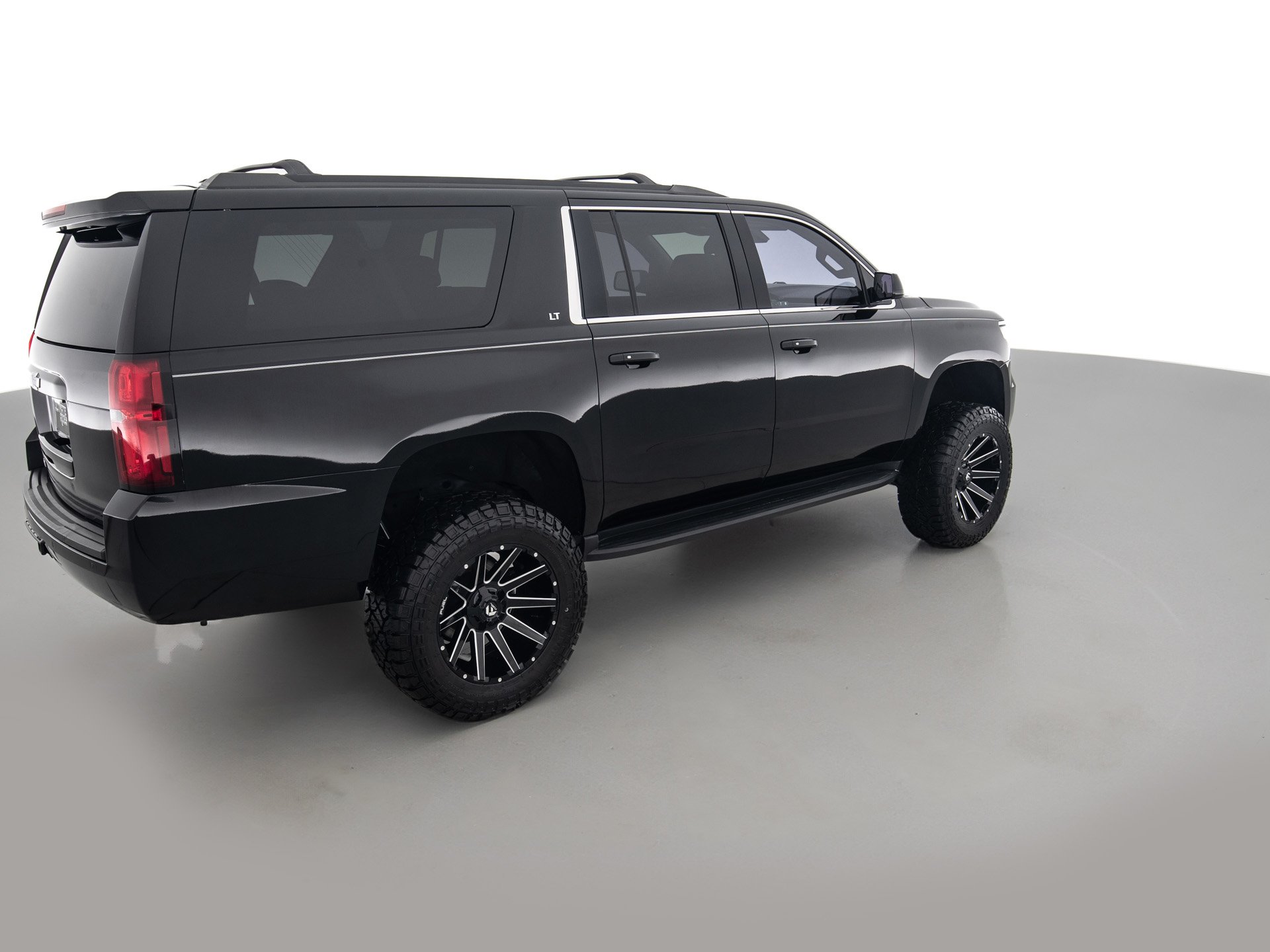 black chevrolet suburban lt 4