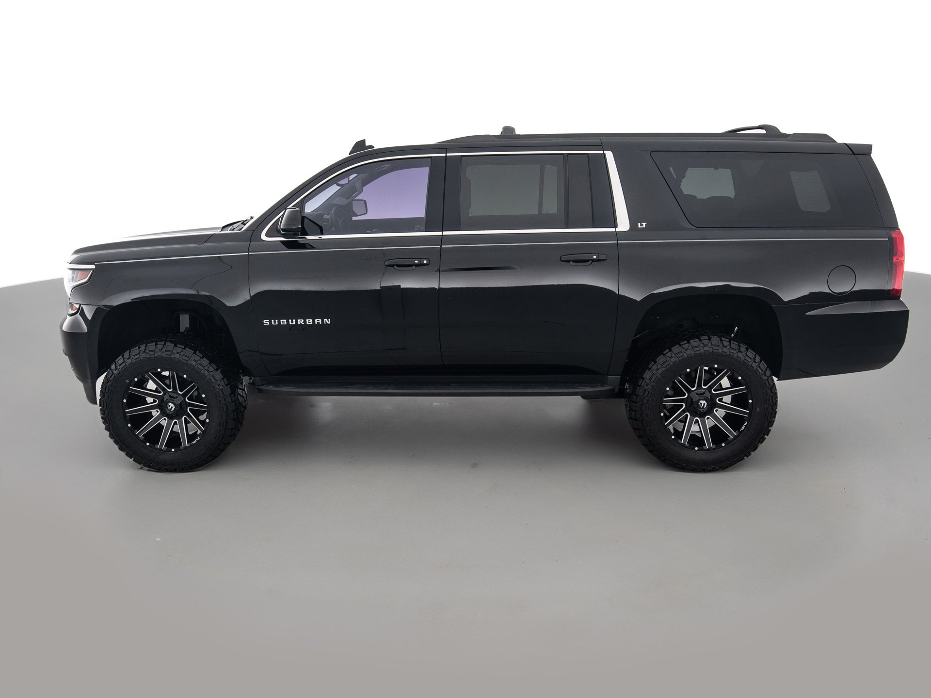 black chevrolet suburban lt 7