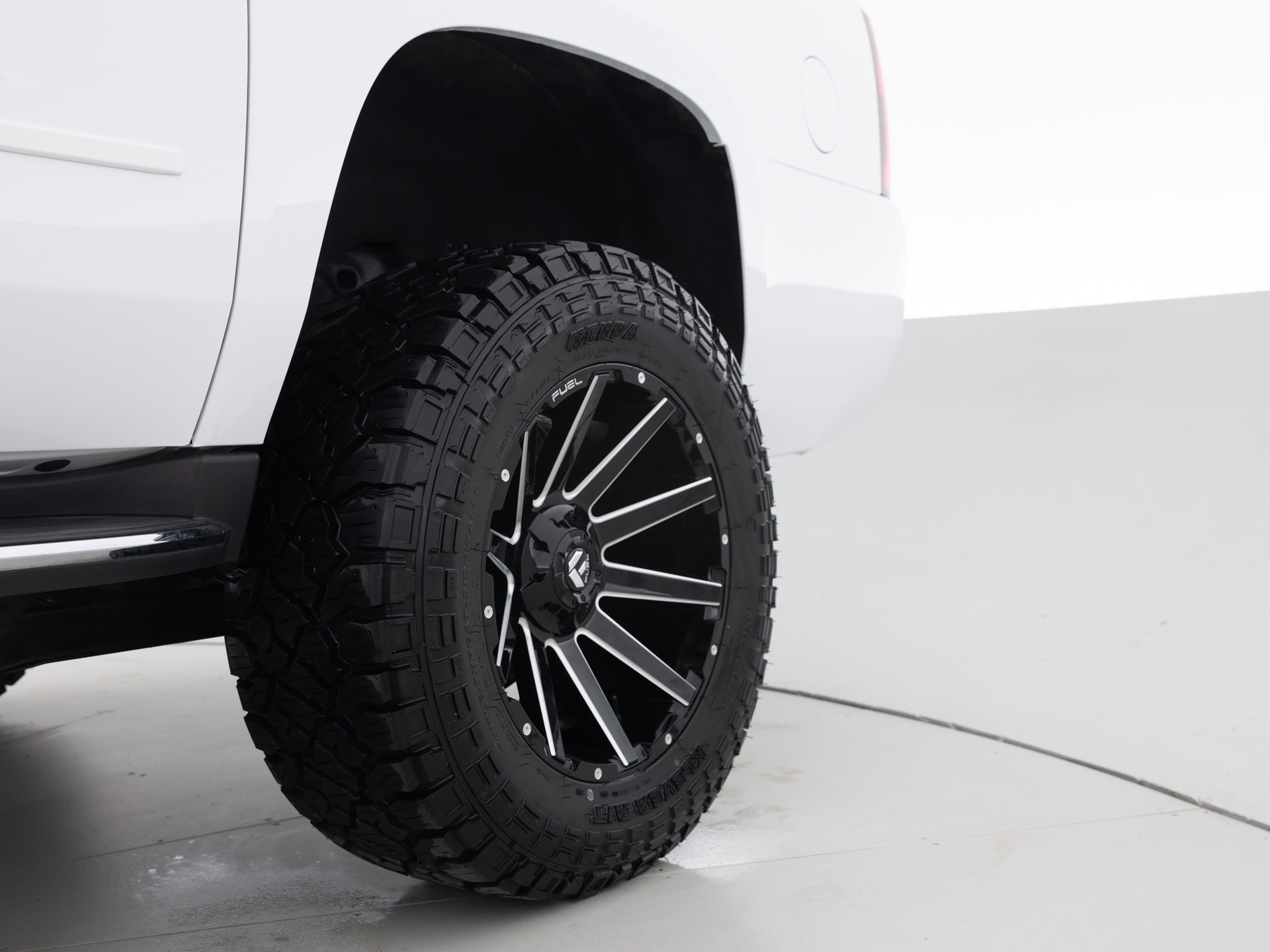 black chevrolet suburban prem 10