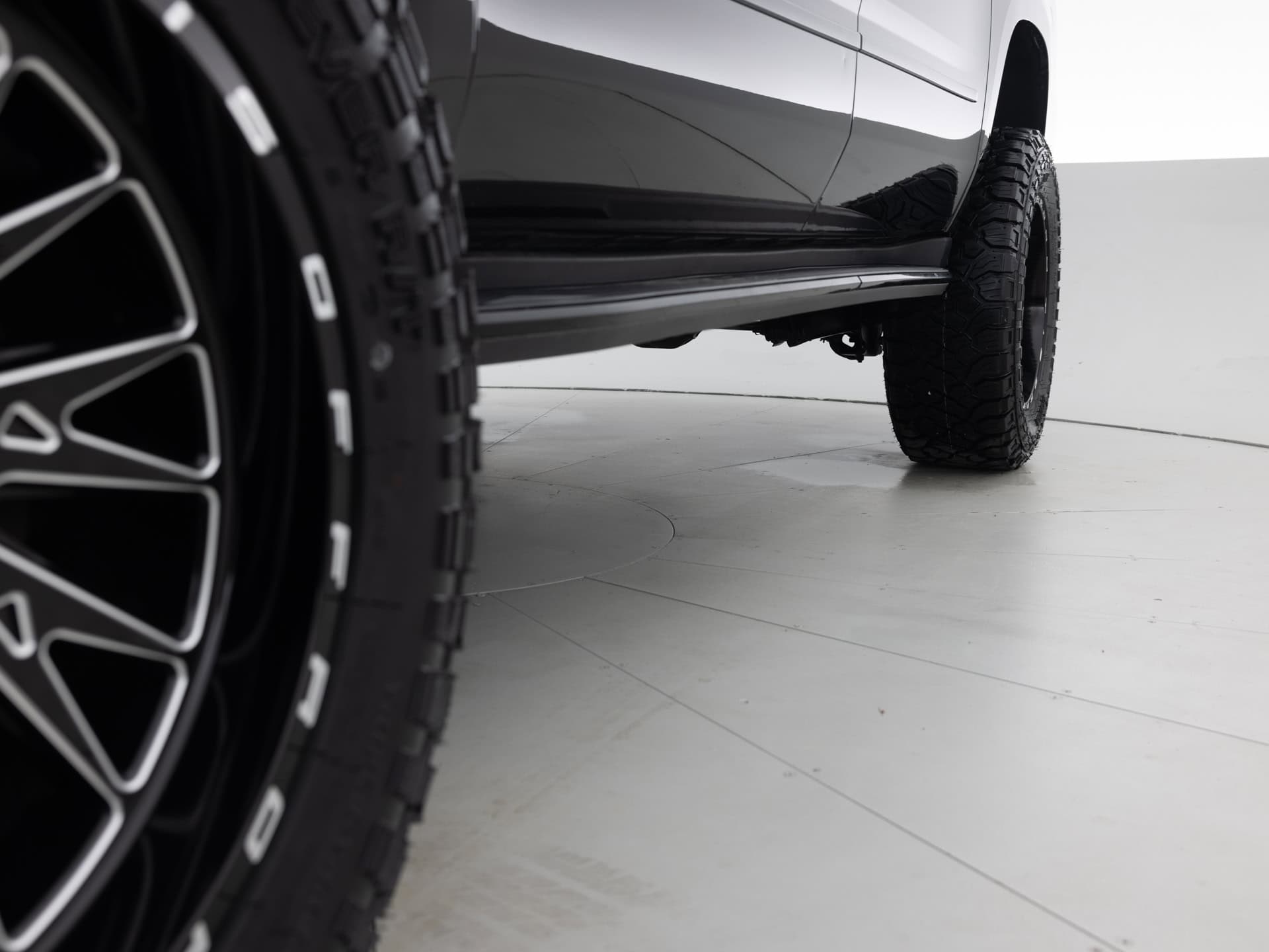 black chevrolet suburban prem 14