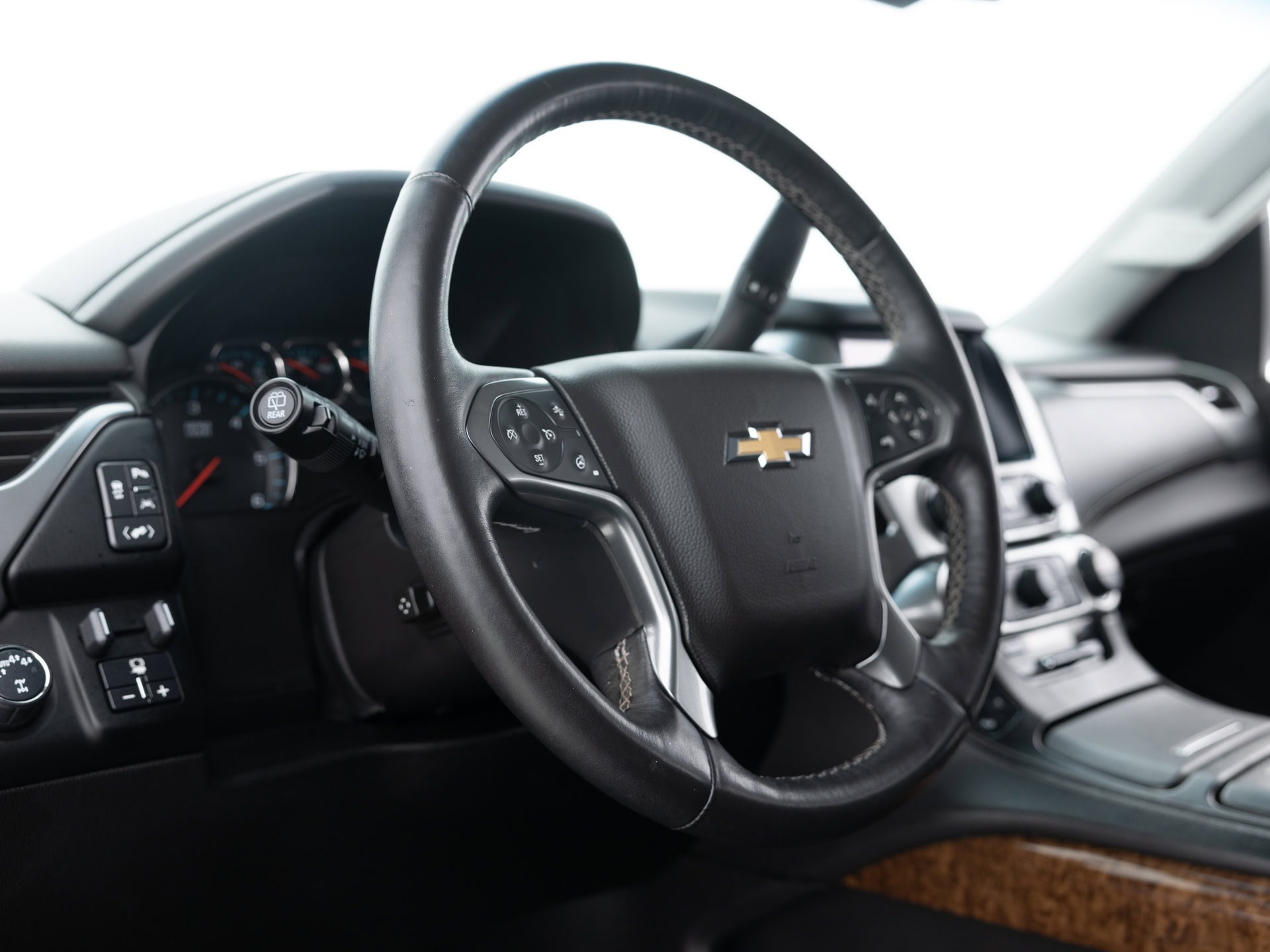 Used Black Chevrolet Suburban Prem-19 for Sale