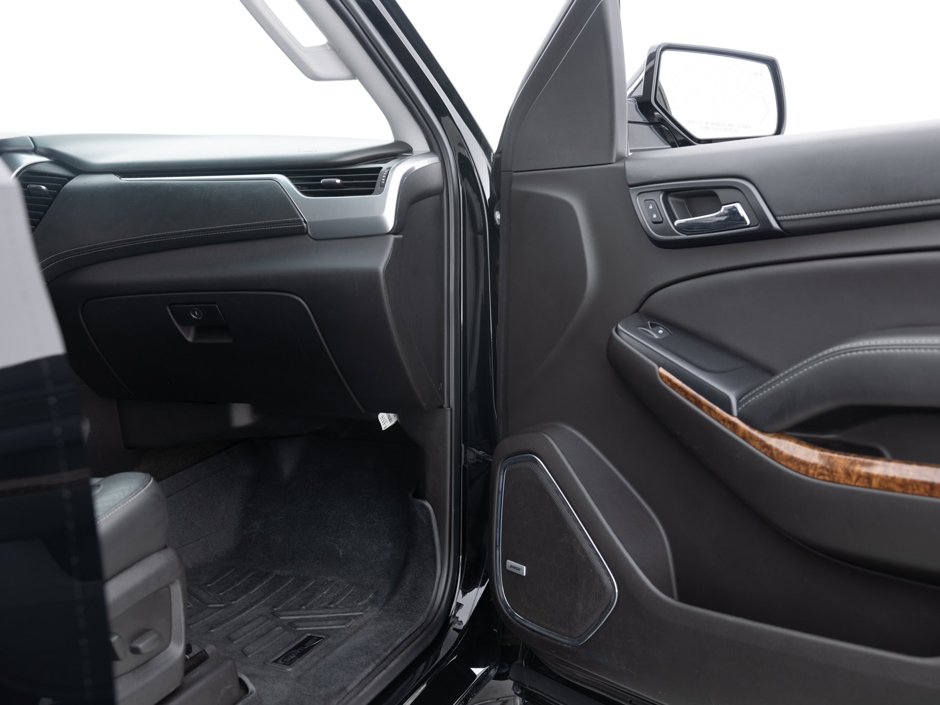 Used Black Chevrolet Suburban Prem-24 for Sale