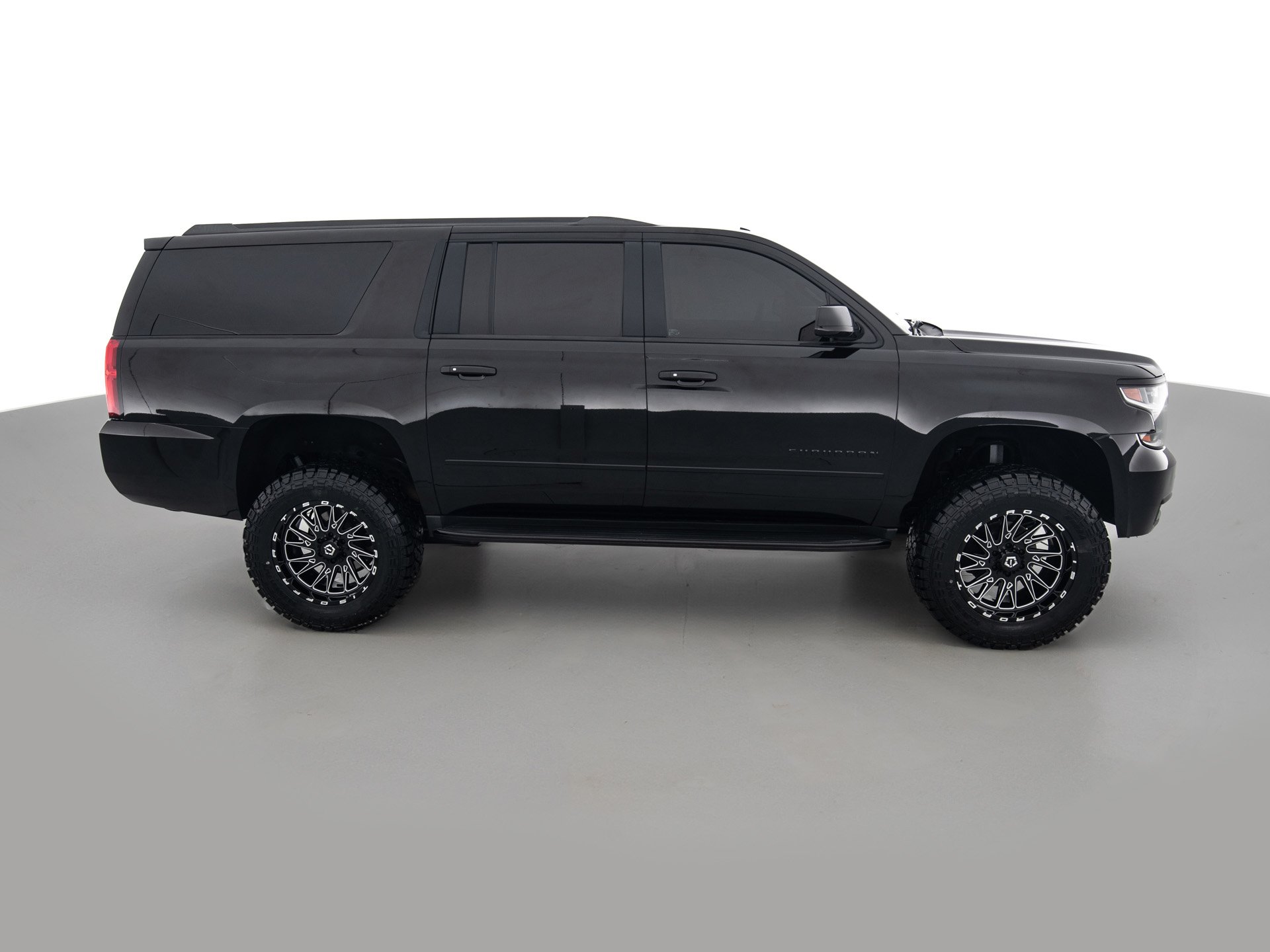 black chevrolet suburban prem 3