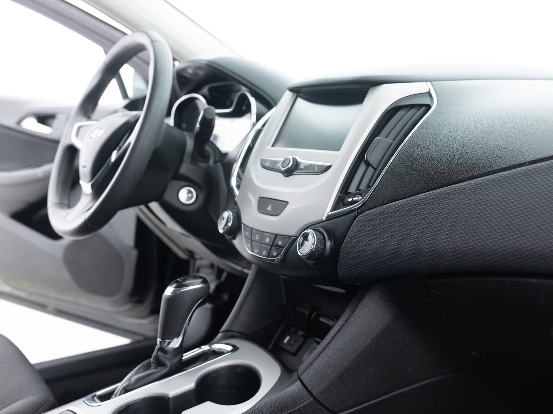 black chevy cruze ls 19