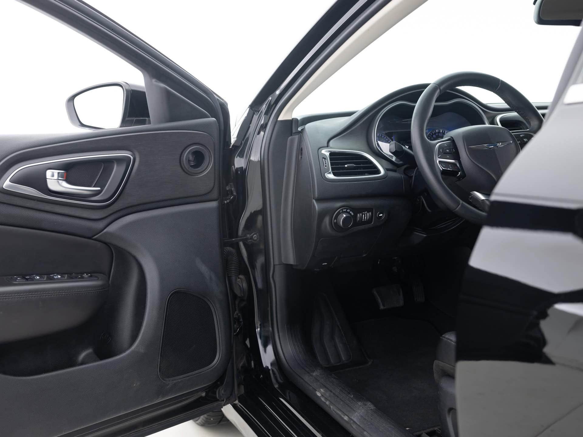 Used Black Chrysler 200 LIMITED-16 for Sale