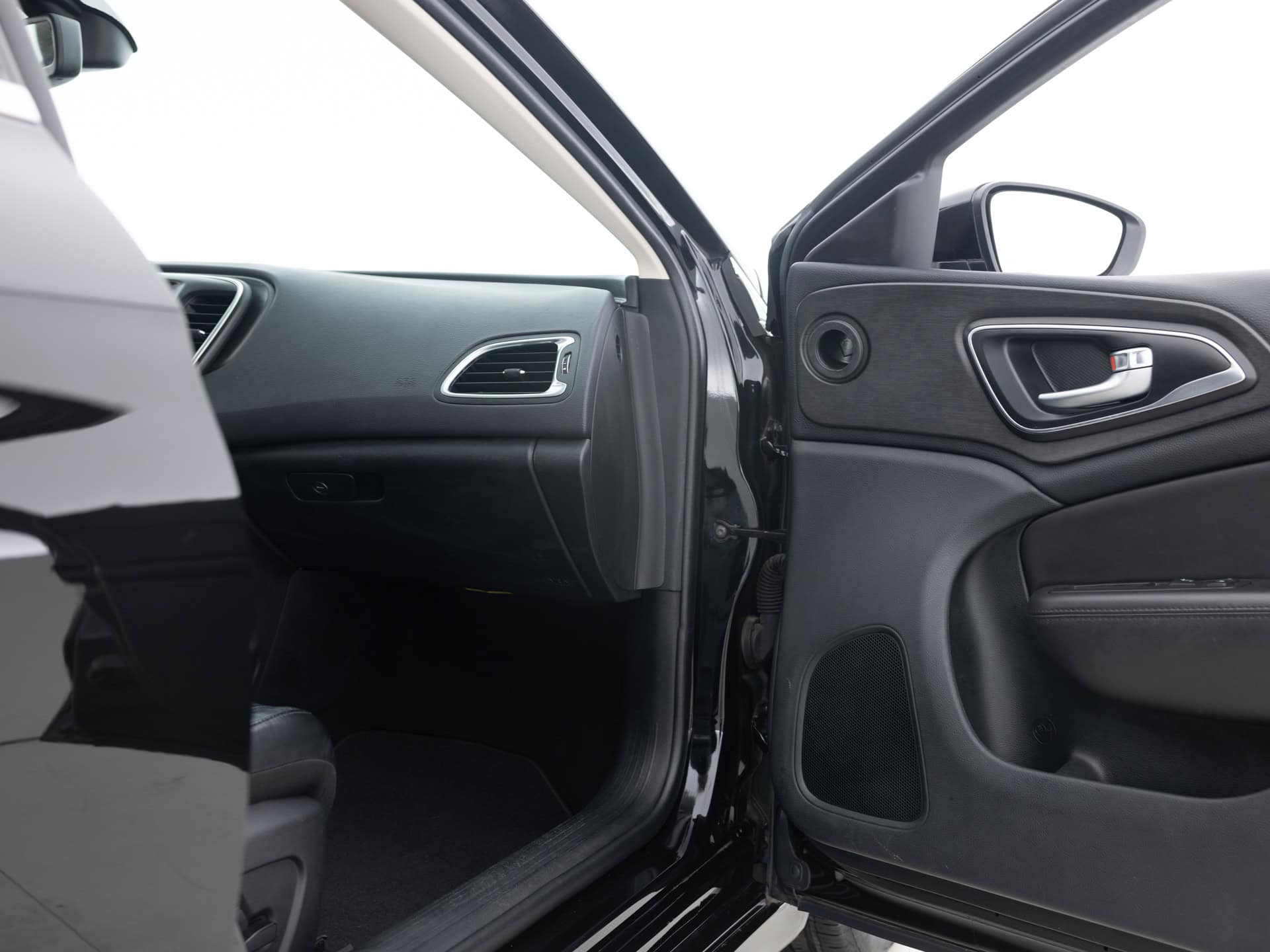 Used Black Chrysler 200 LIMITED-20 for Sale