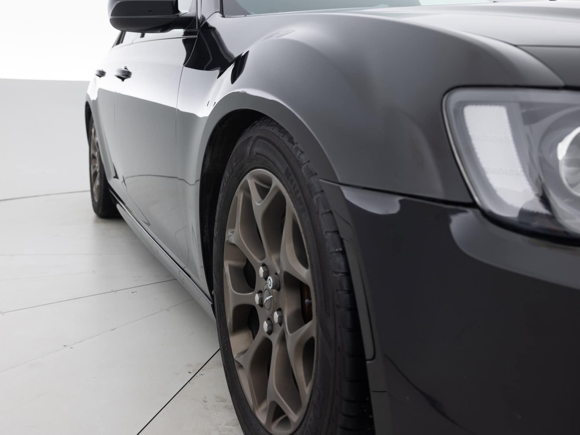 black chrysler 300 s 4