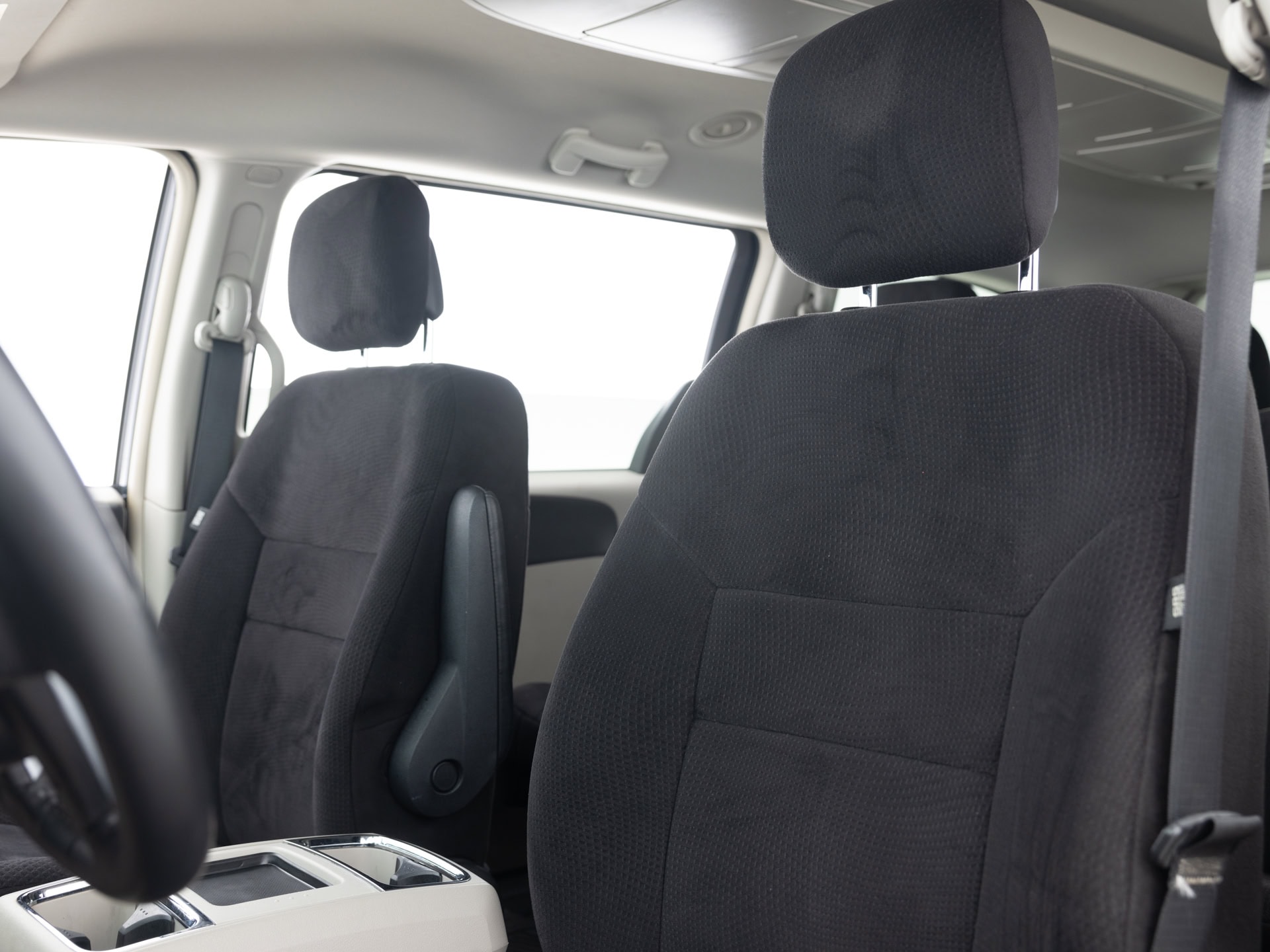 Used Black Chrysler Town Mini-14 for Sale