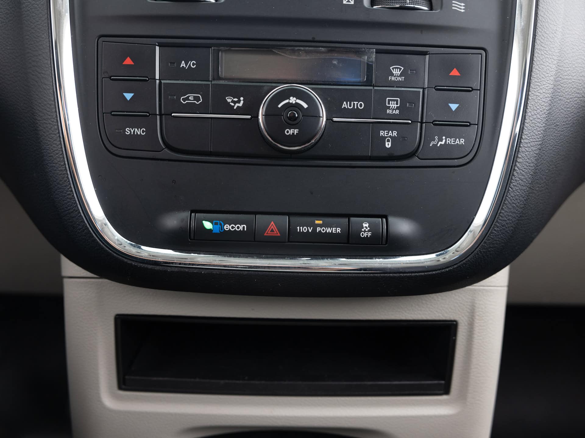 Used Black Chrysler Town Mini-29 for Sale