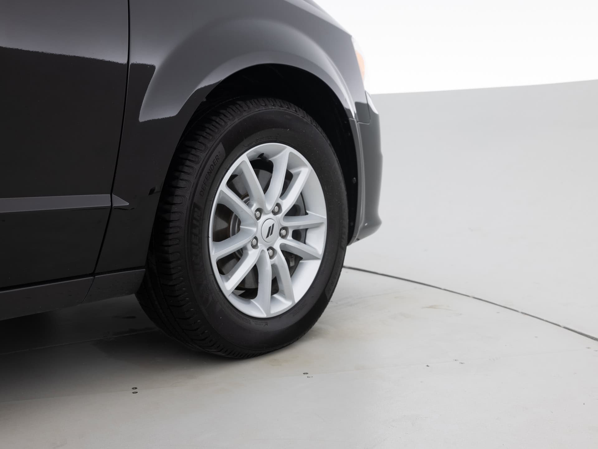 Used Black Dodge Caravan SXT-12 for Sale