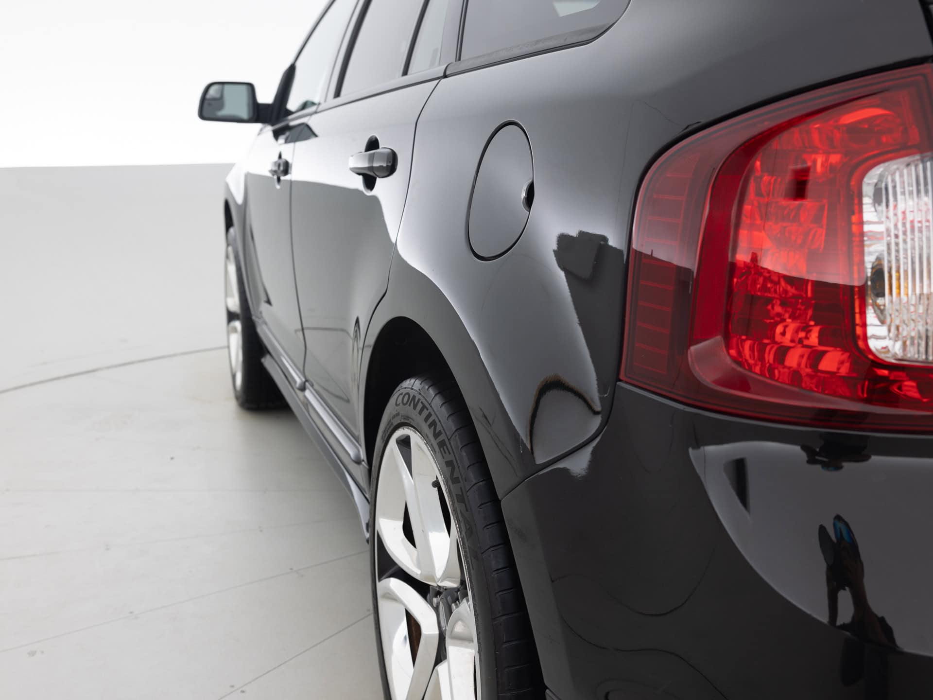 Used Black Ford Edge-6 for Sale