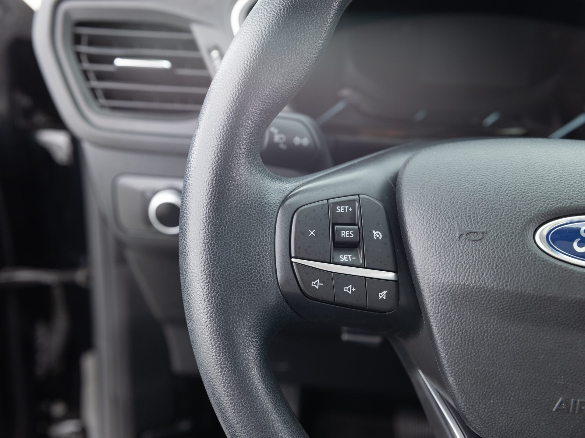 Used Black Ford Escape SE-28 for Sale
