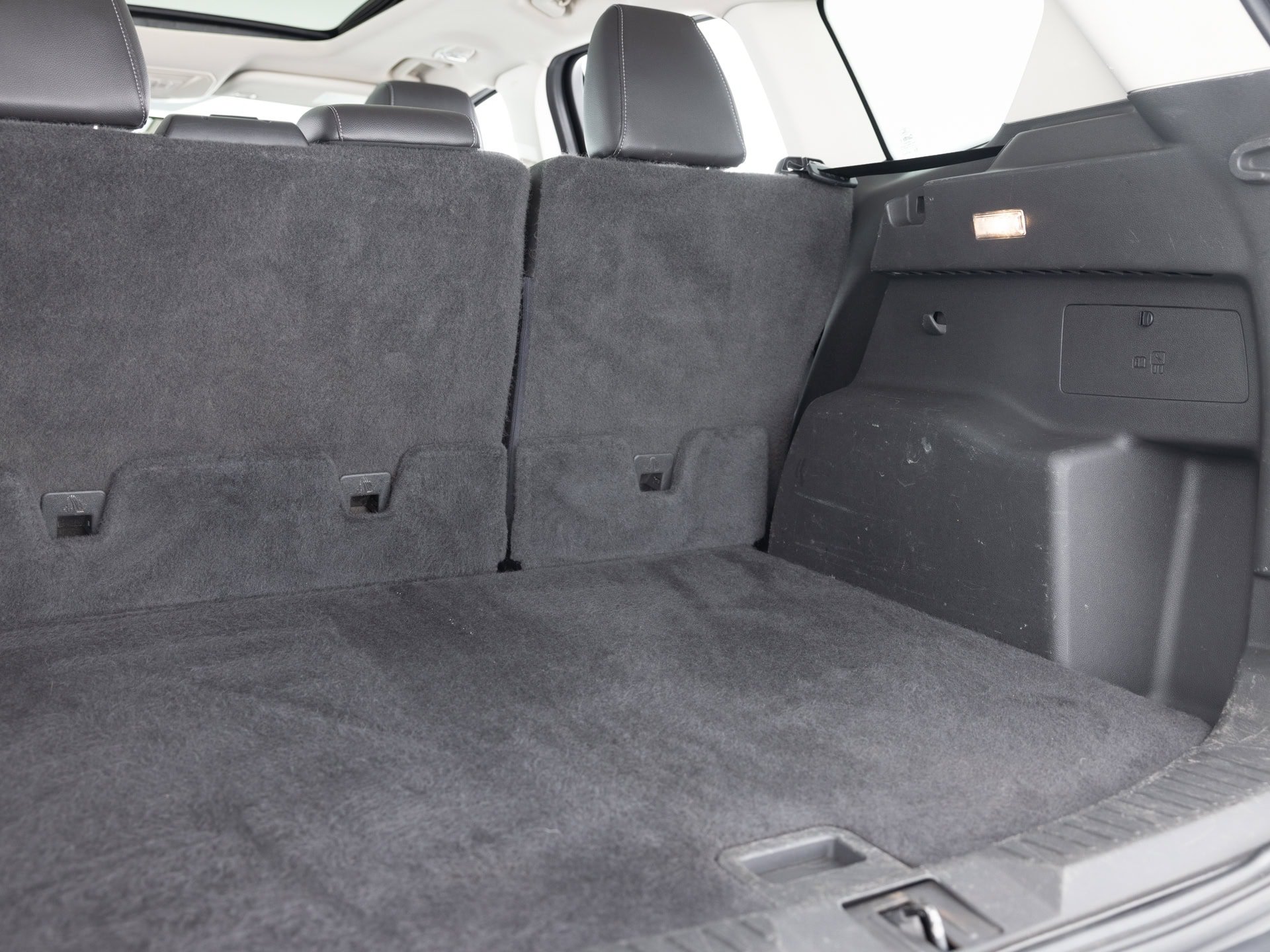 black ford escape se 35