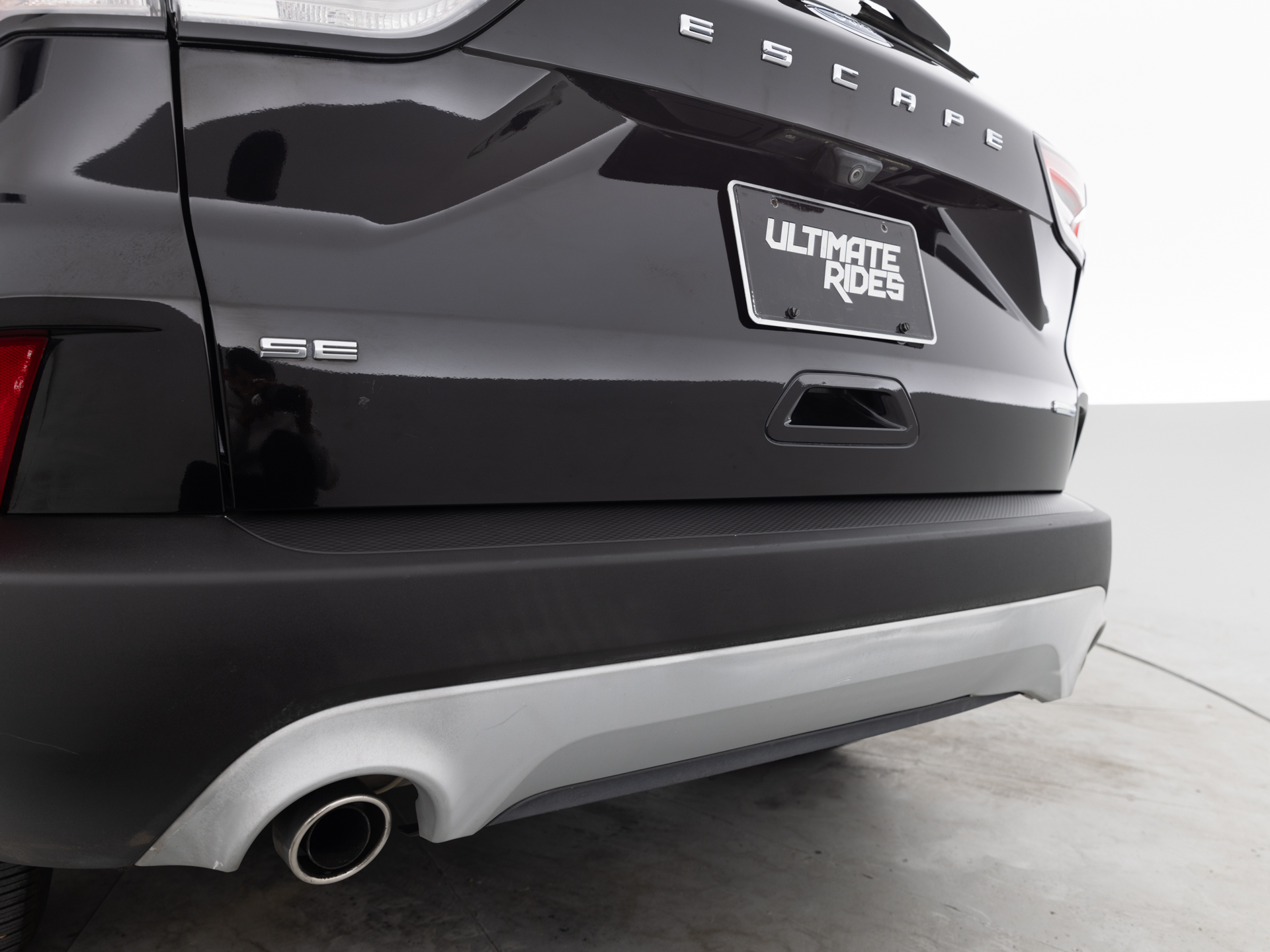 Used Black Ford Escape SE-7 for Sale