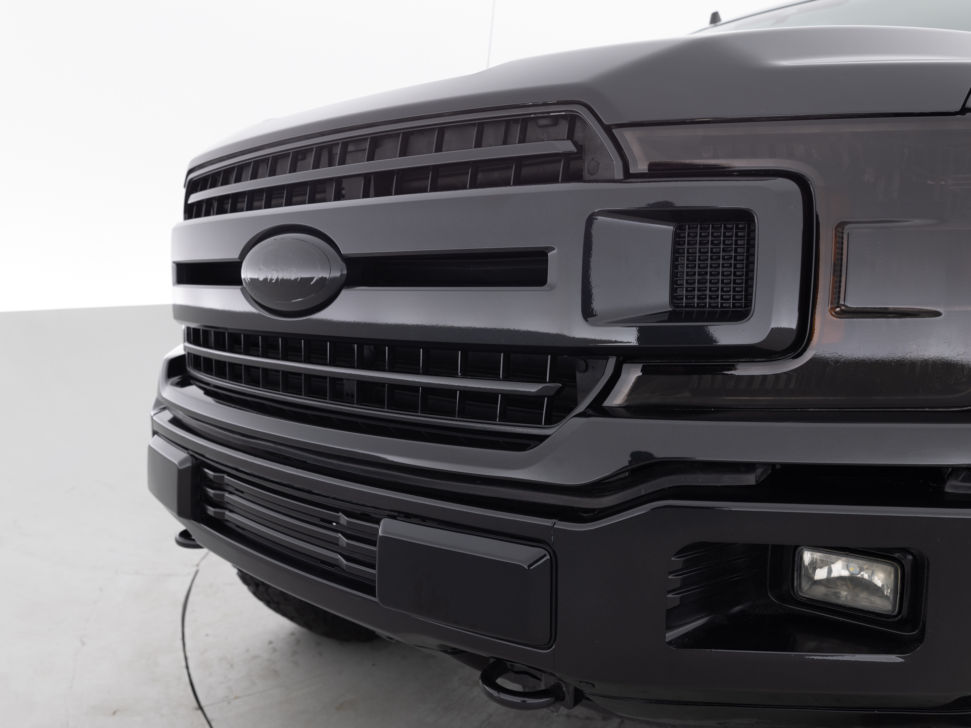 Used Black Ford F-150 XLT-6 for Sale