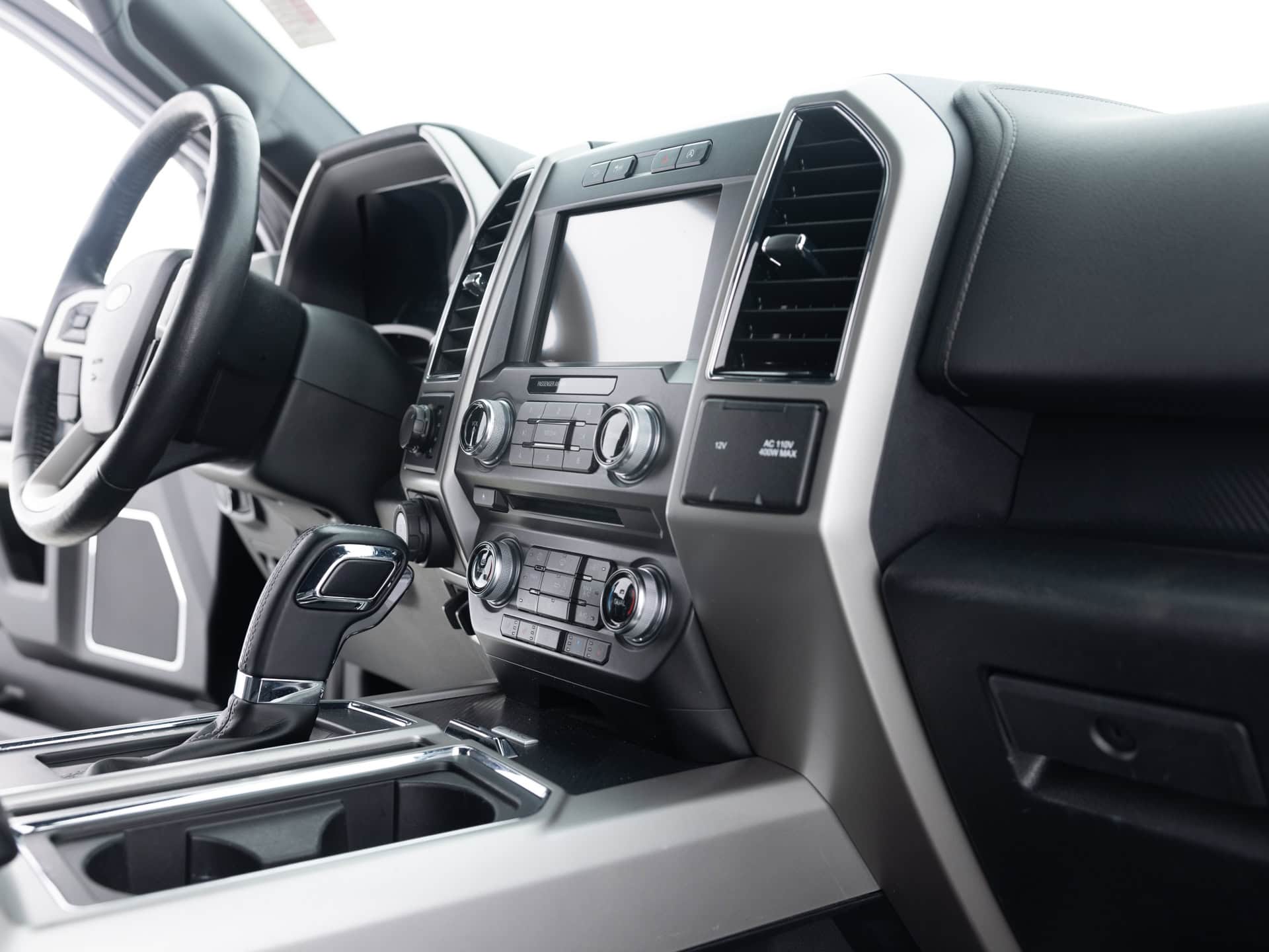 black ford f150 lariat 21
