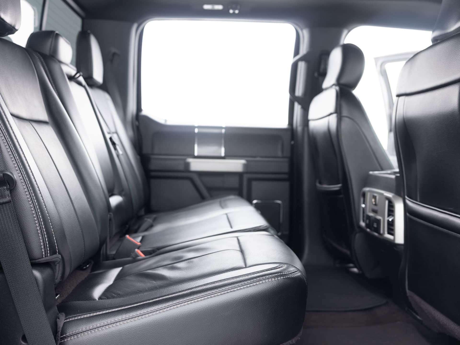 black ford f150 lariat 23