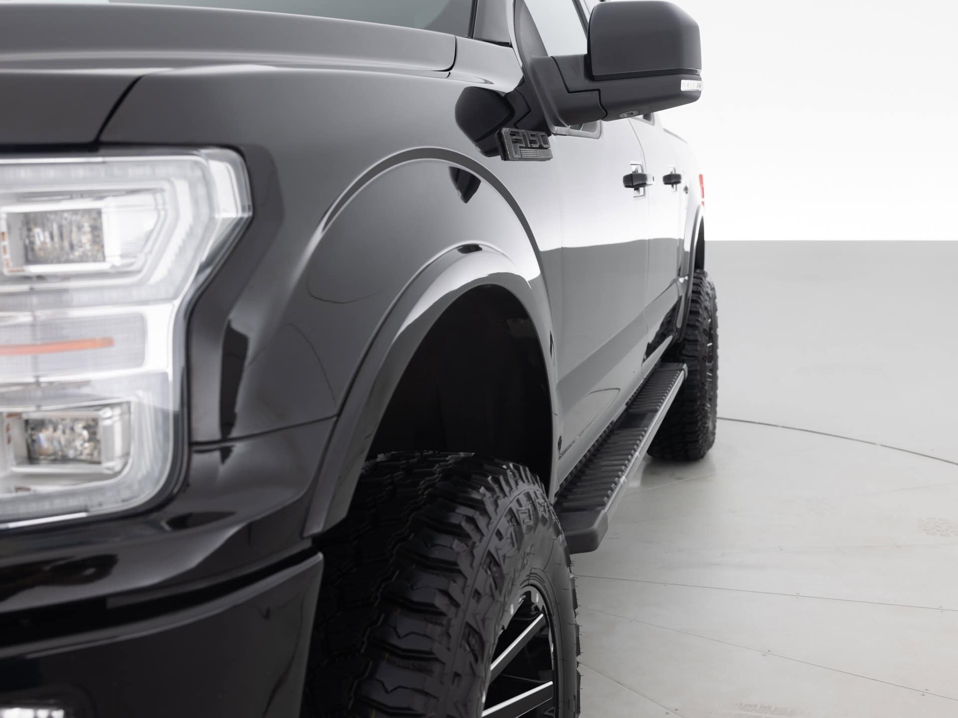 black ford f150 lariat 3
